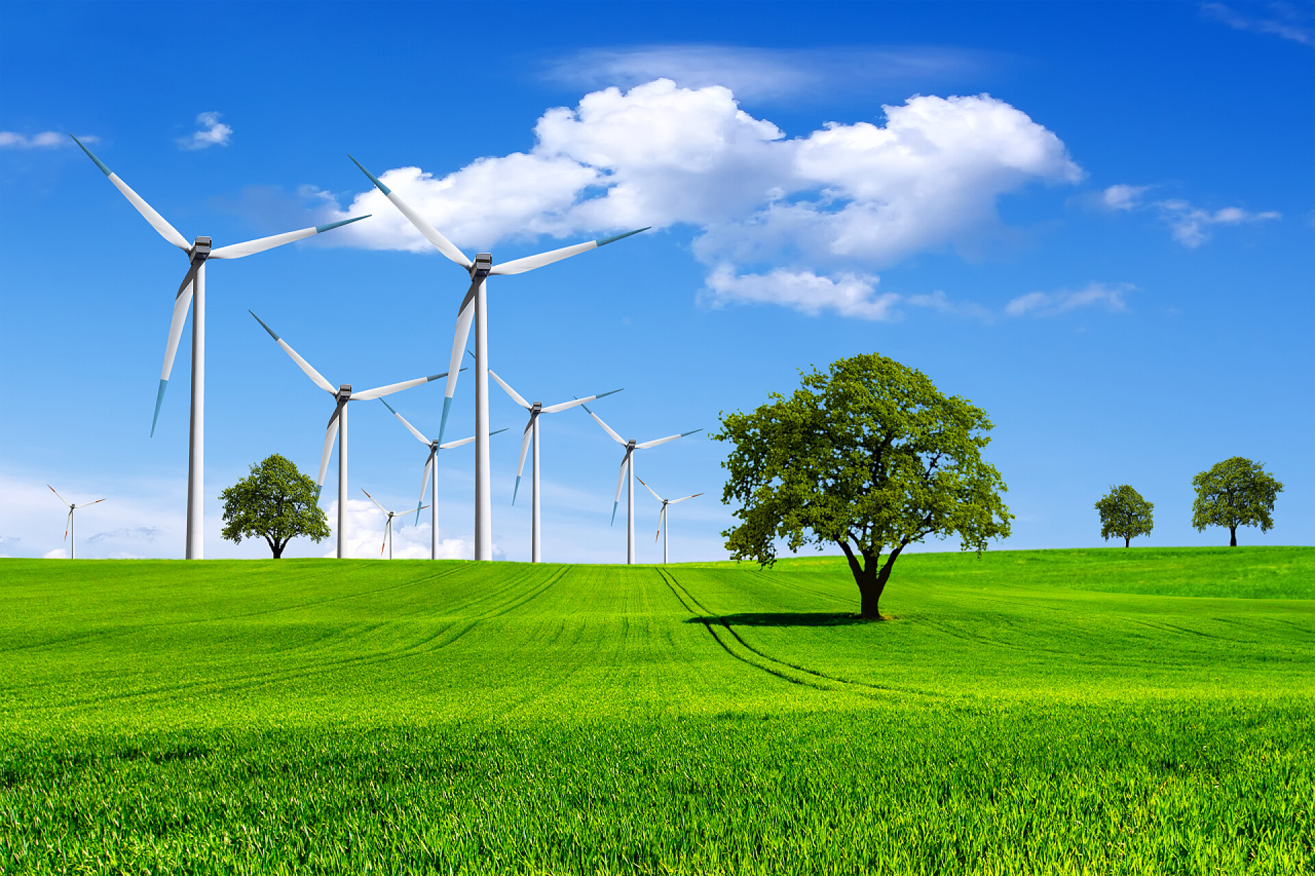 蓝天白云下的风力发电机生态绿色星球