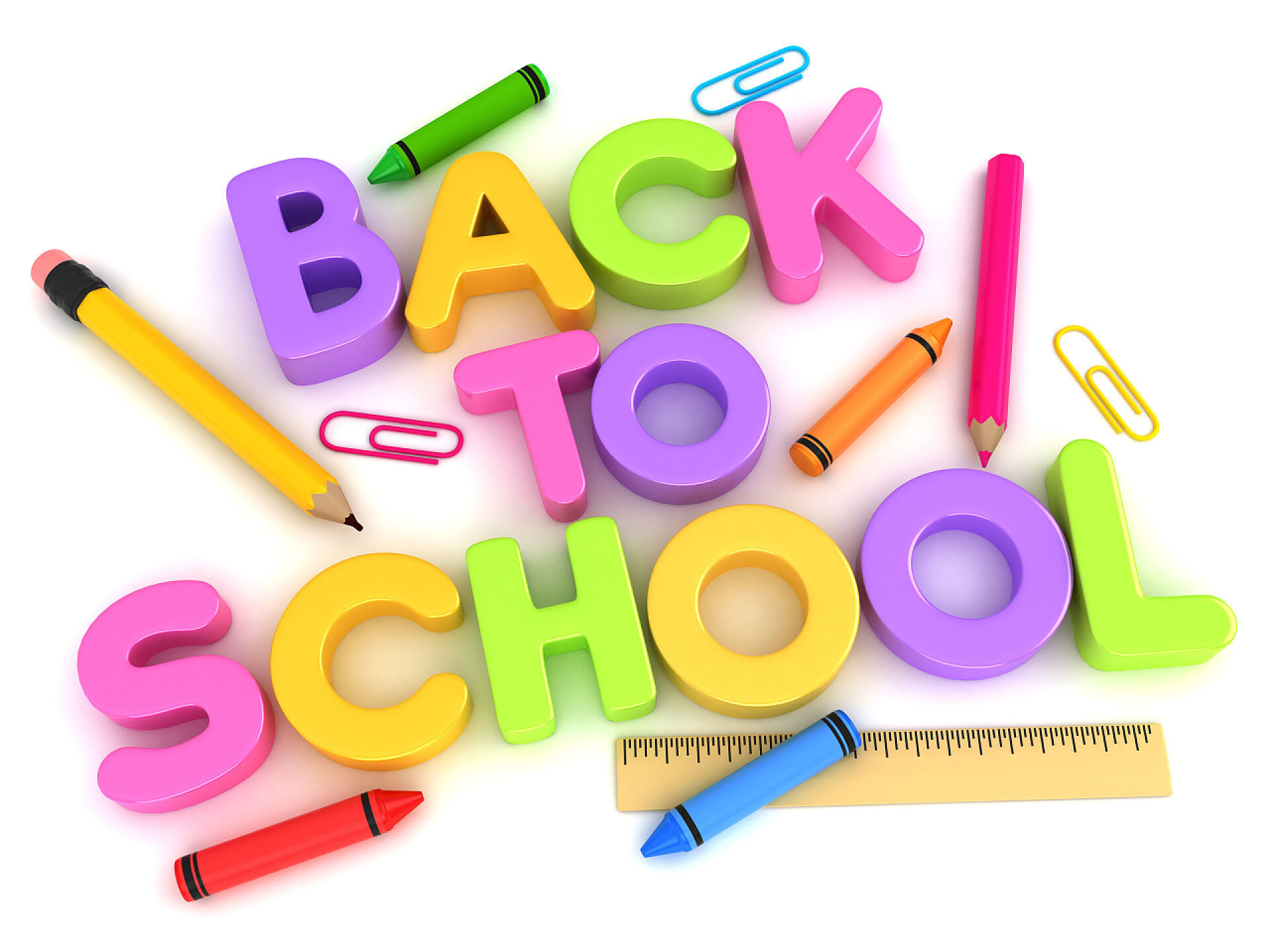 白色背景上的字母组成返回学校英文回学校去