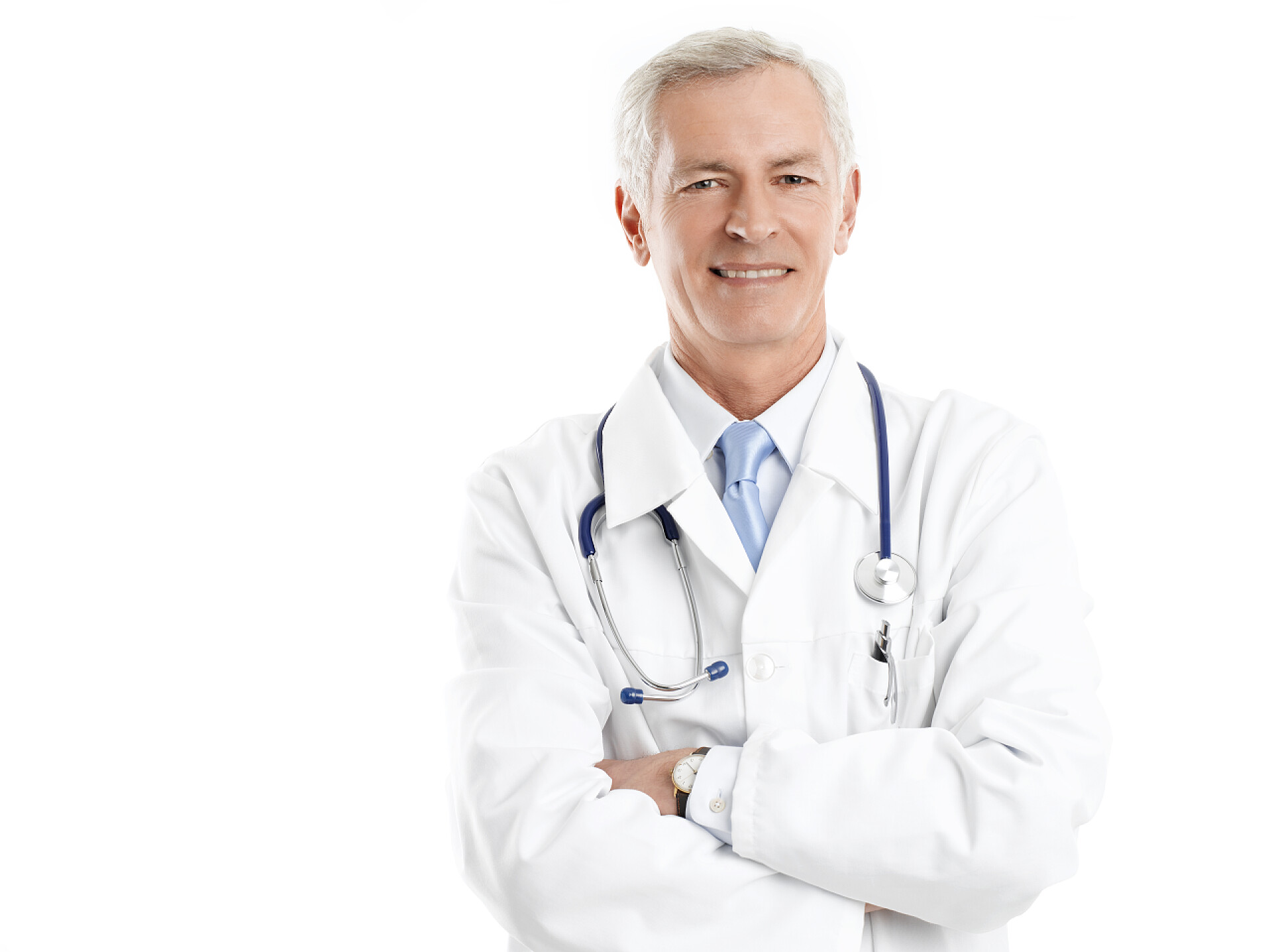 白色背景的男医生的肖像高级男医生