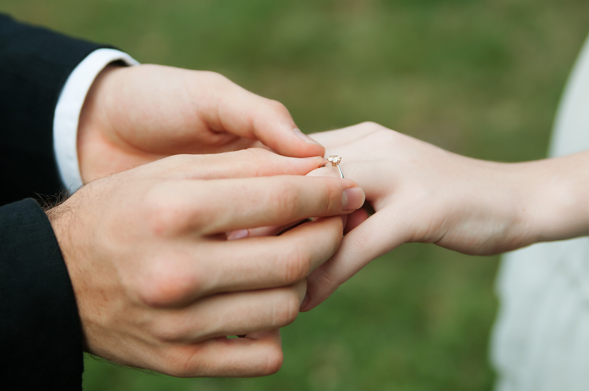 男子制作建议给女朋友