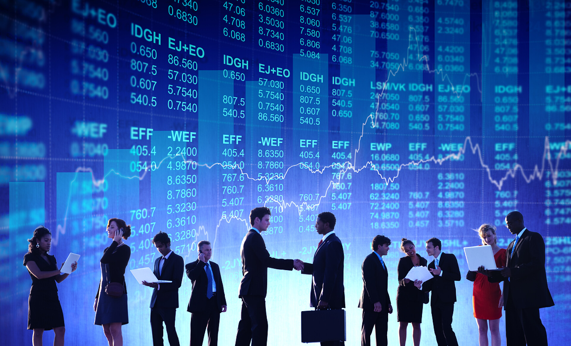 金融背景前的集团商务人士公司开会的商务人士 