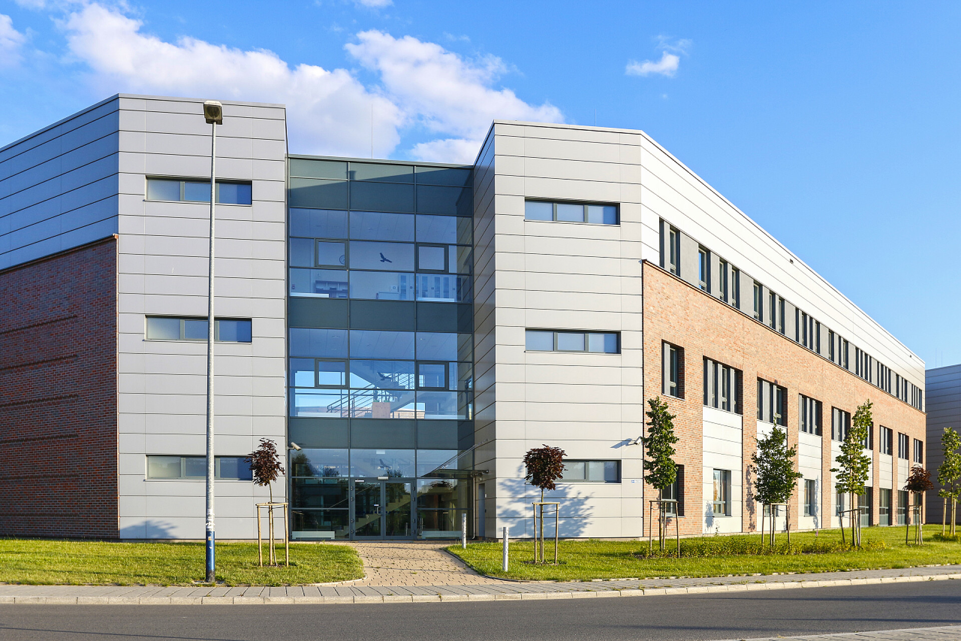 波兰最古老的大学教学楼在波兰克拉科夫现代校园建筑.