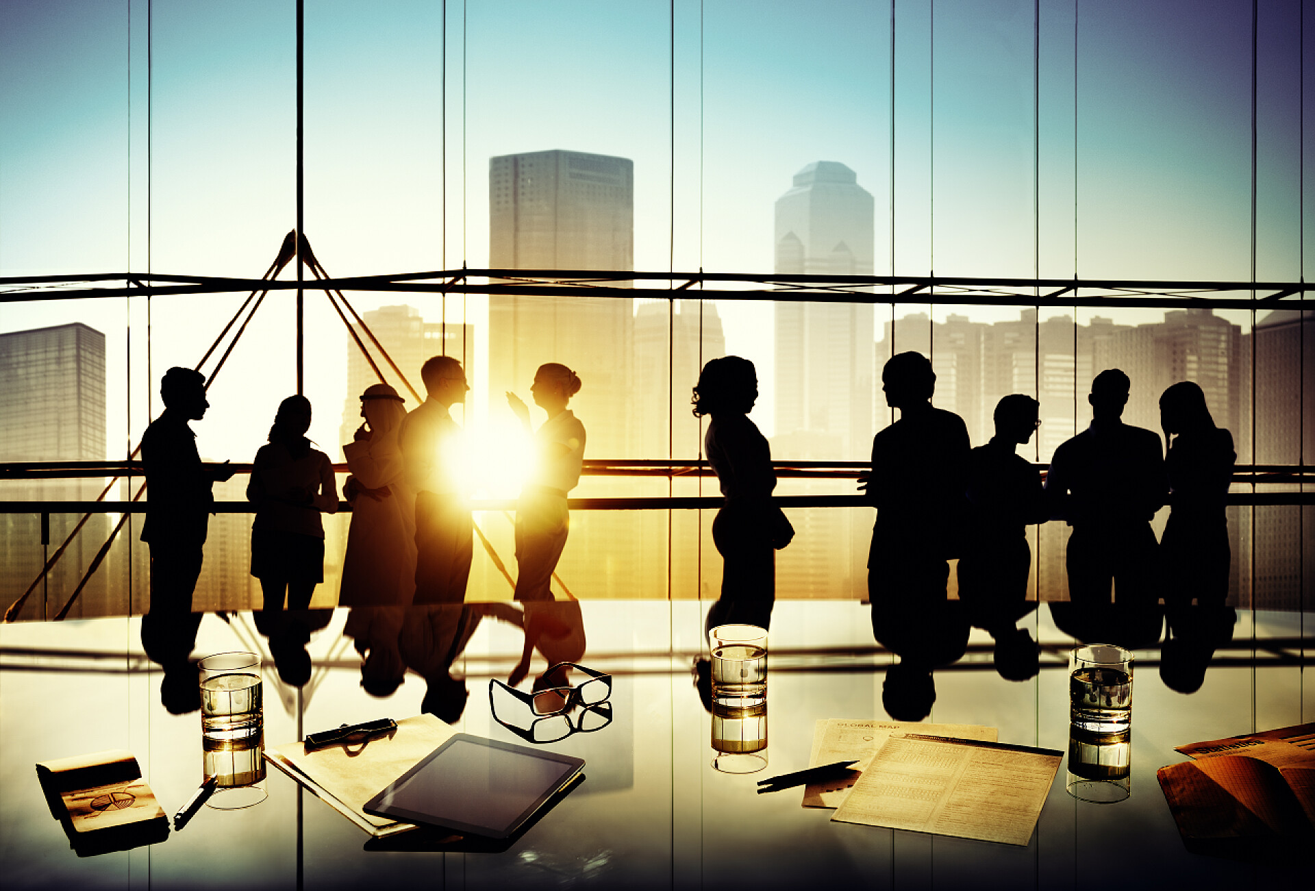 专业的商务团队剪影专业的商务团队