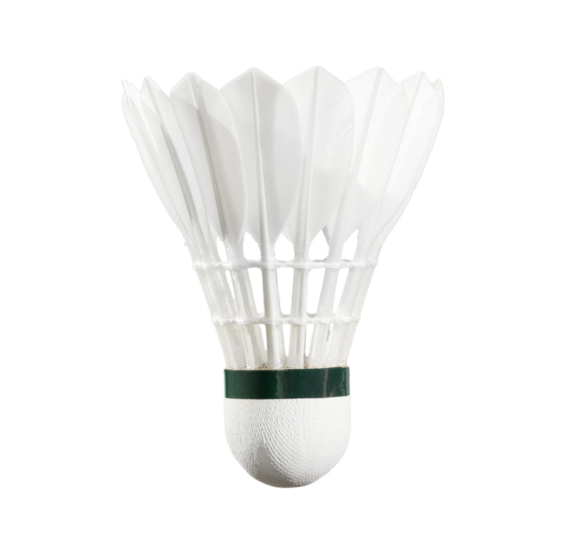 在白背景上的单独羽毛球的特写羽毛球羽毛球孤立