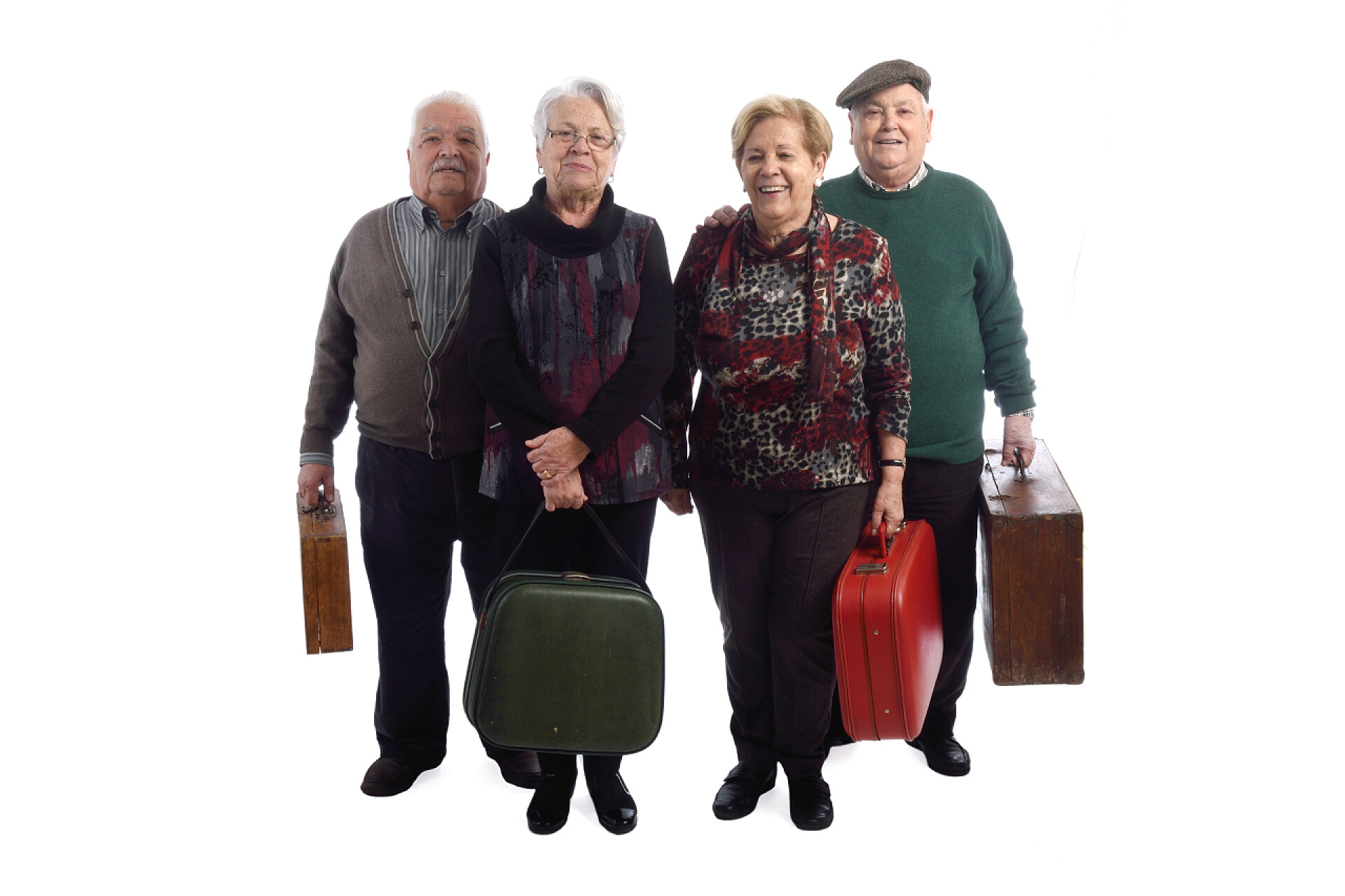 白色背景上相聚的老年朋友们假日的朋友在白色背景