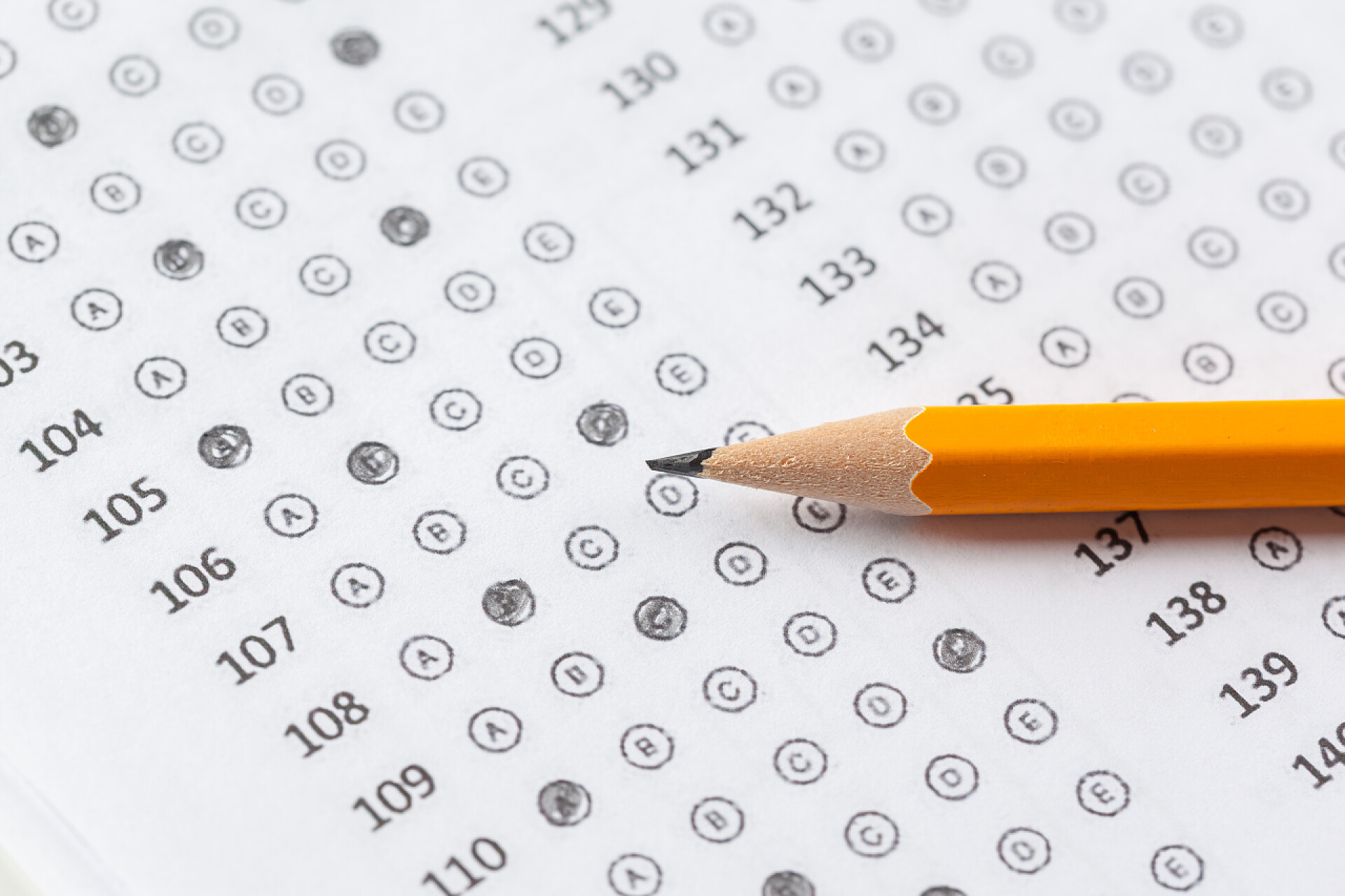 用铅笔涂写答题卡测试与答案得分表