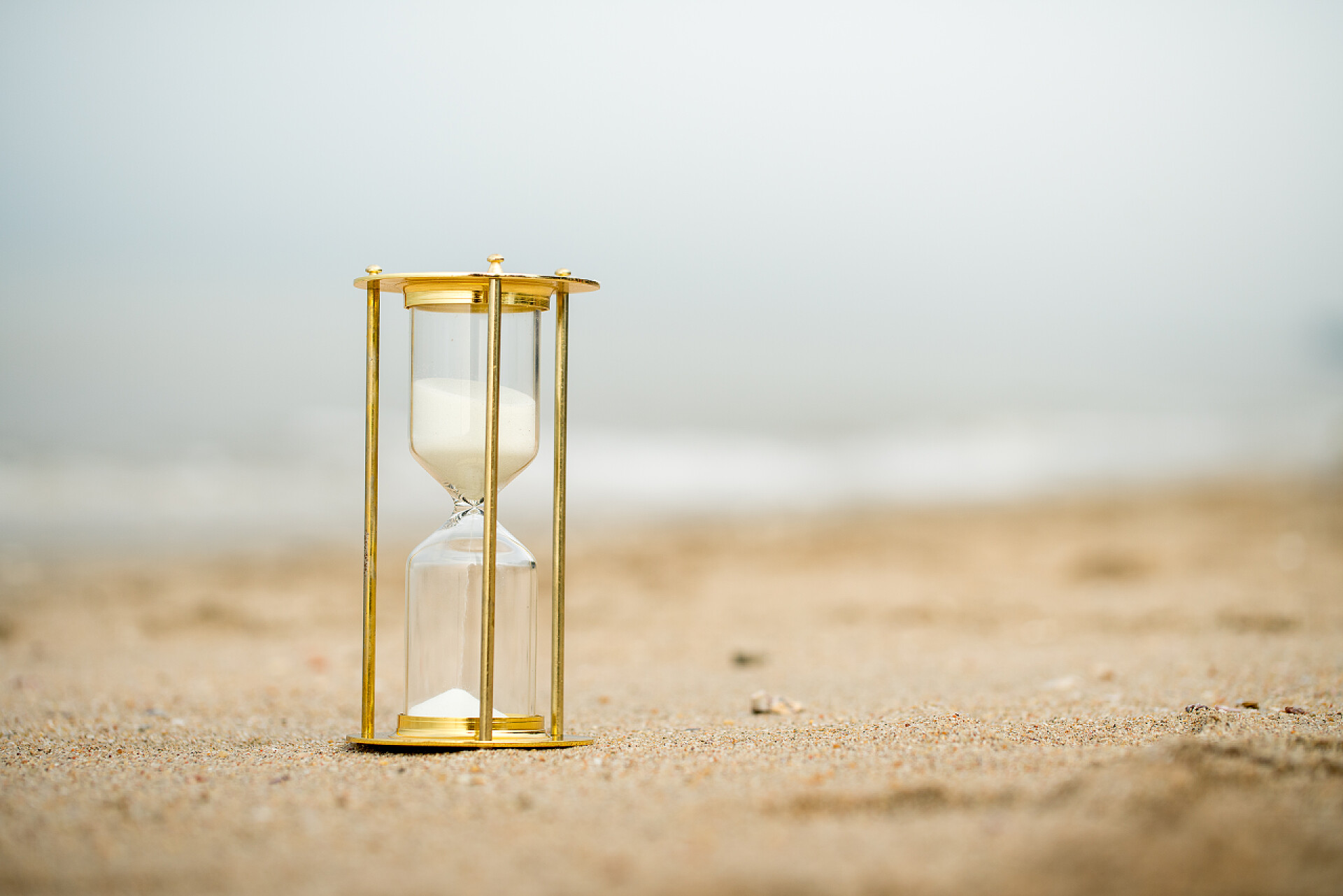 沙滩的沙漏时钟沙滩时钟, 商务时间管理理念