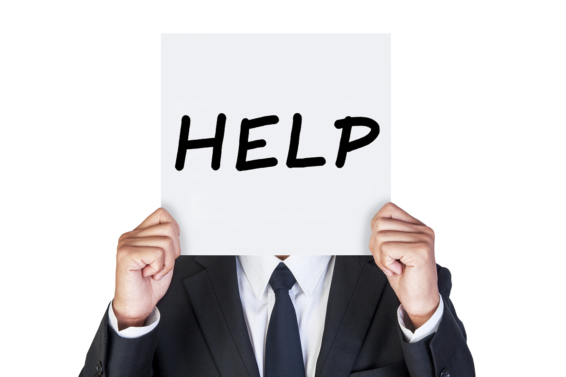 白色背景上举着帮助卡片的人士