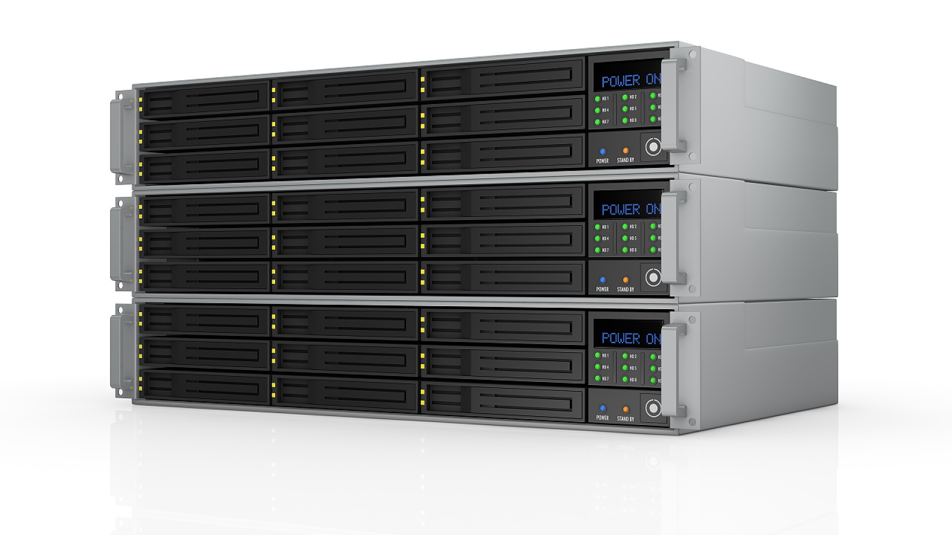 白色背景下的三个服务器机架式服务器