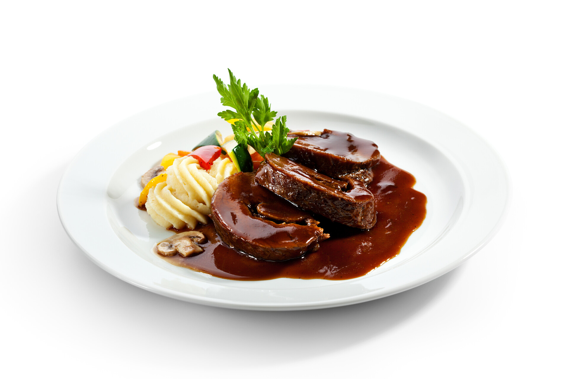 新鲜食材牛肉蔬菜奶油炖肉