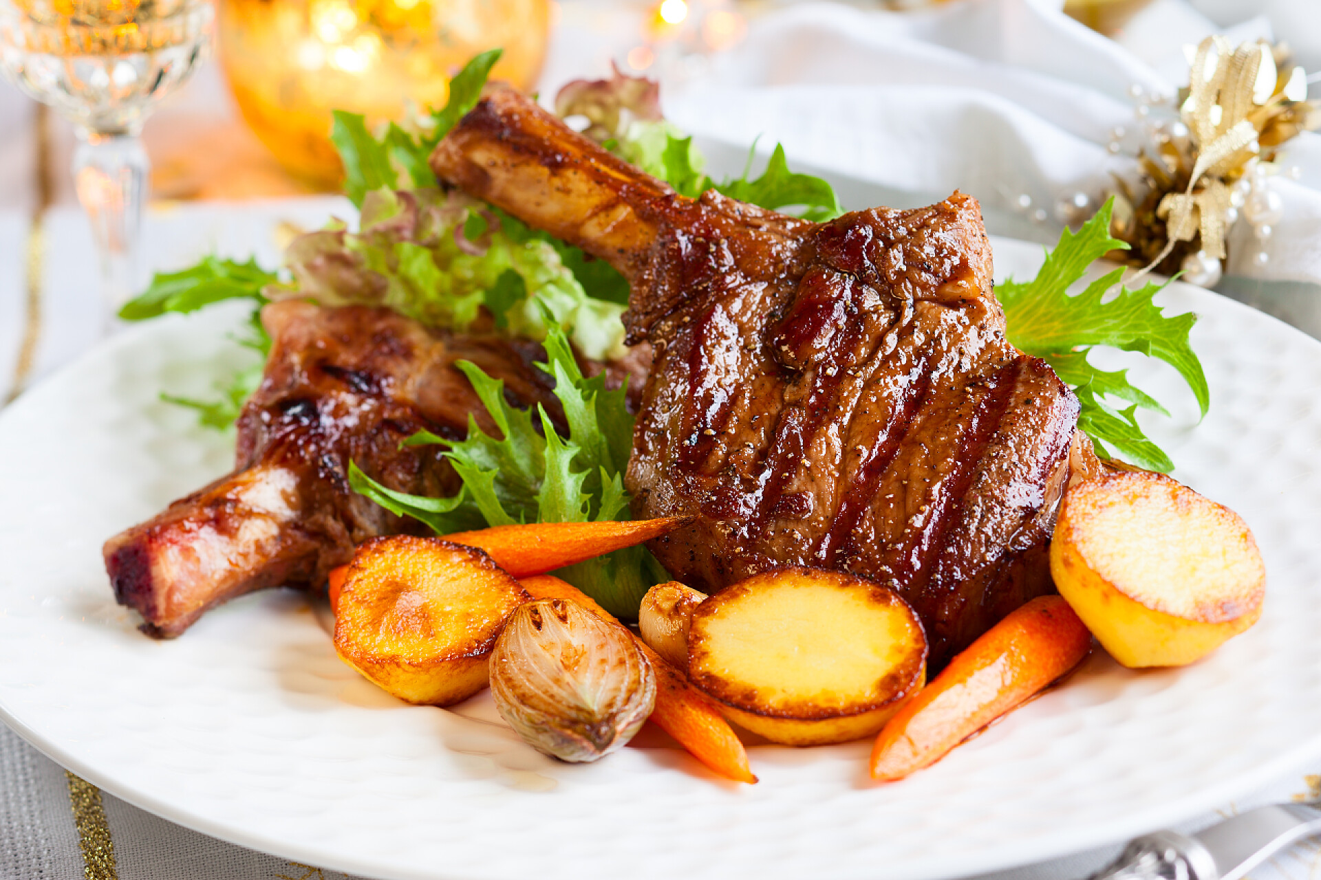 牛仔骨蔬菜圣诞晚餐小牛