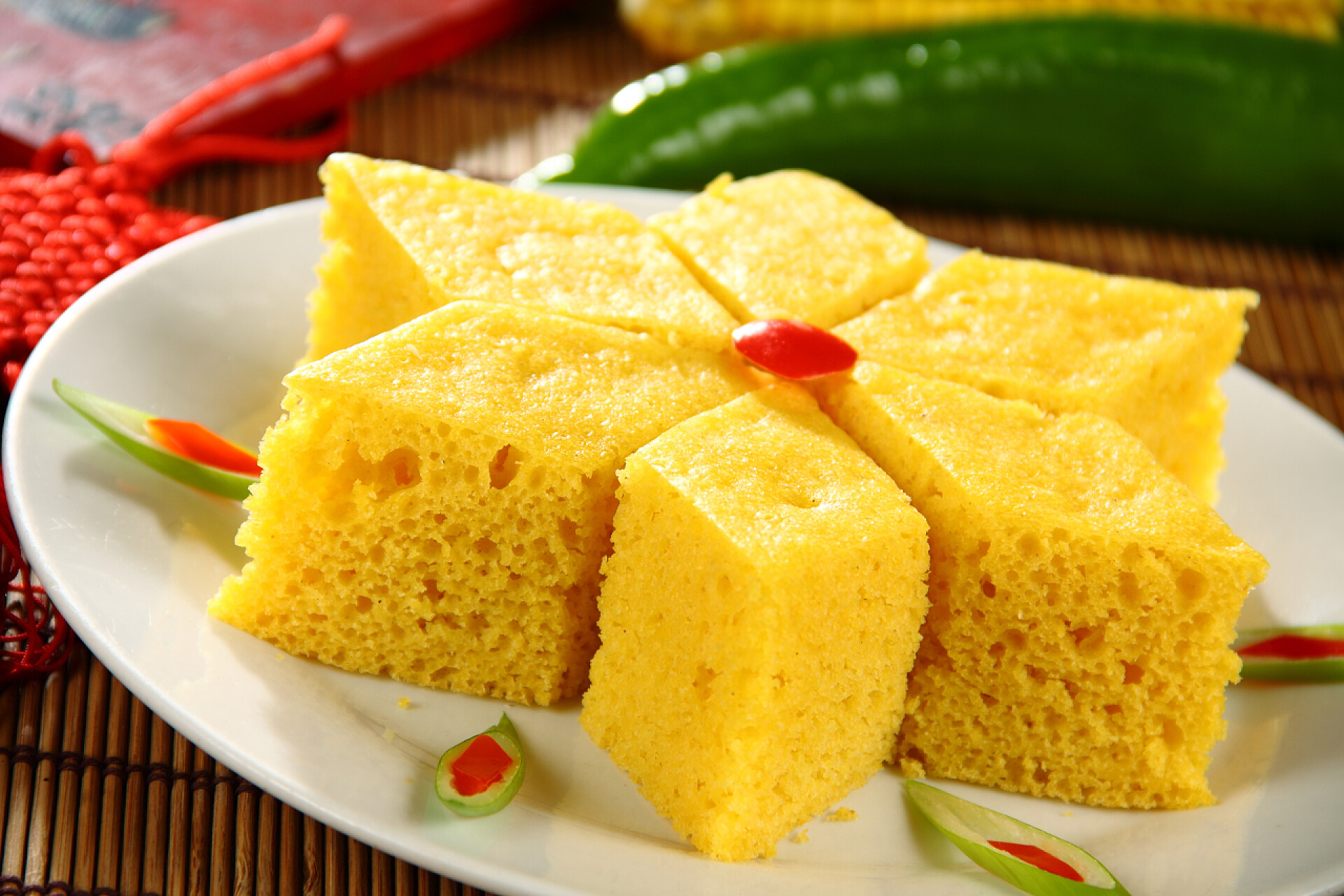 山西的中国传统菜肴发糕中国食品