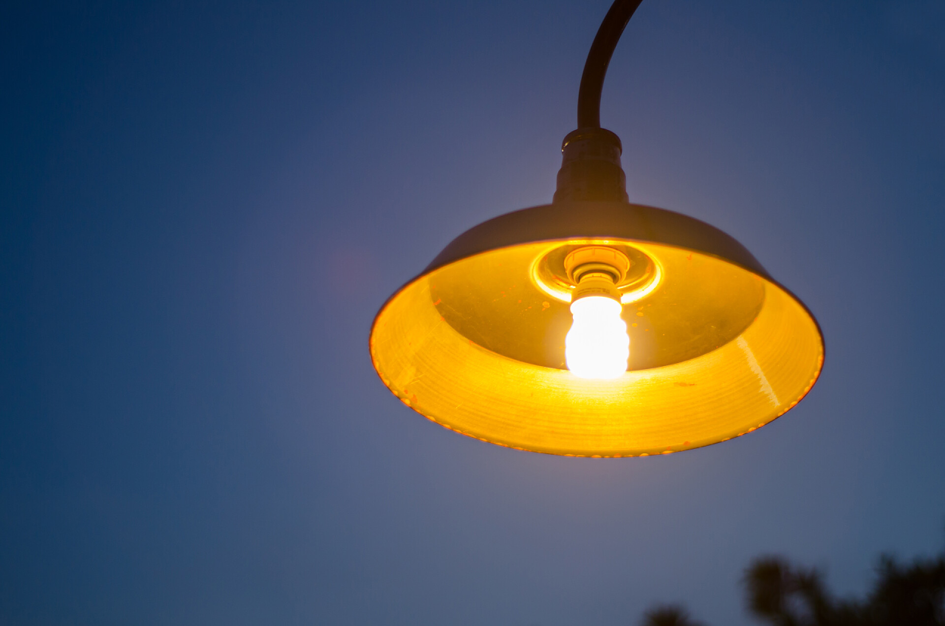 老式的照明灯具老式的照明装饰