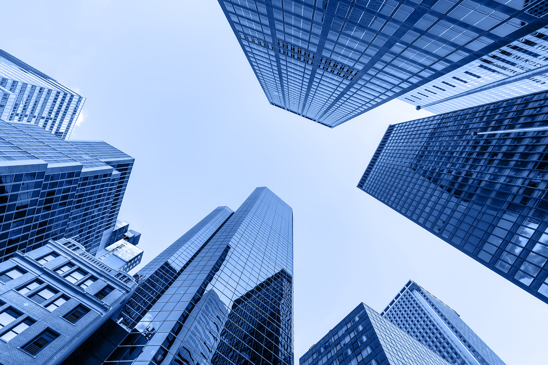 城市建筑高楼大厦仰拍纽约曼哈顿写字楼在金融 districtg 视图