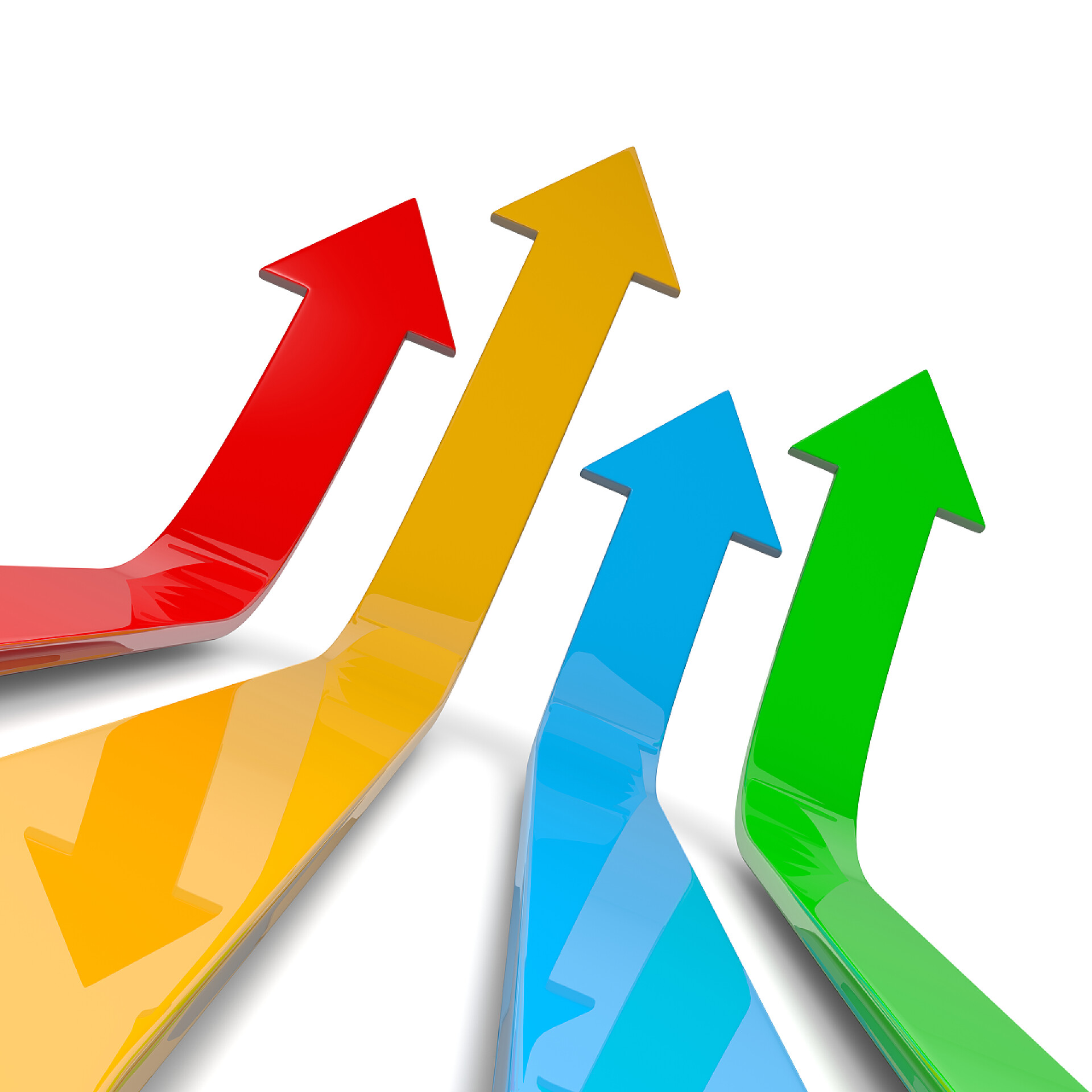 白色背景上四种颜色的箭头竞争