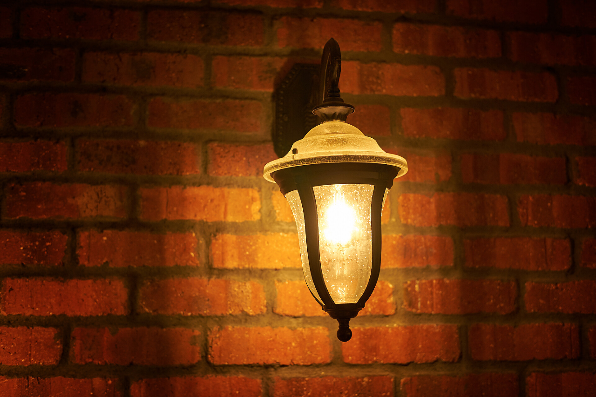 墙上的复古灯饰老式的照明灯具