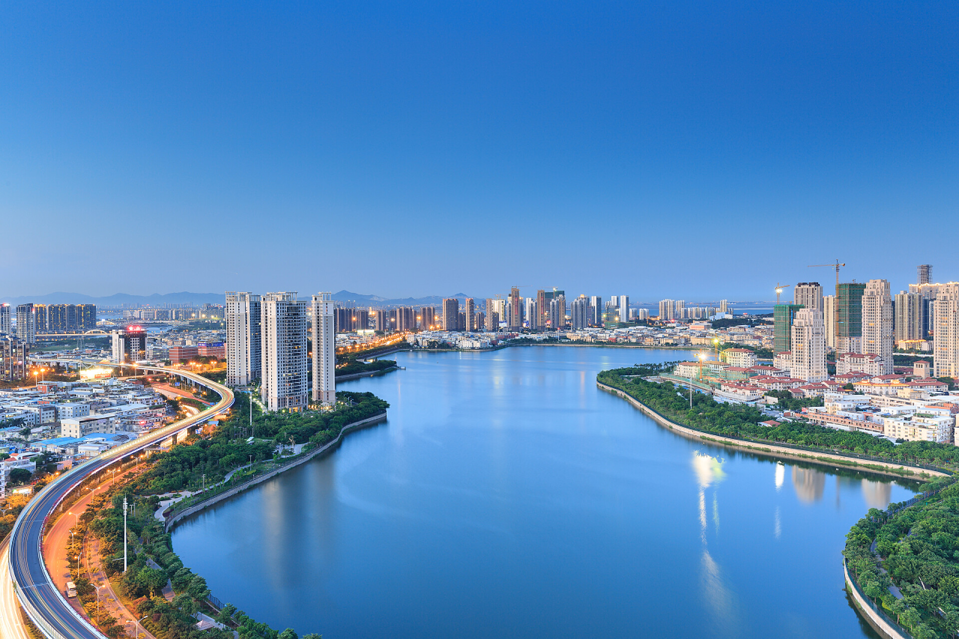 厦门湖边水库建筑景观厦门湖边水库，湖滨花园