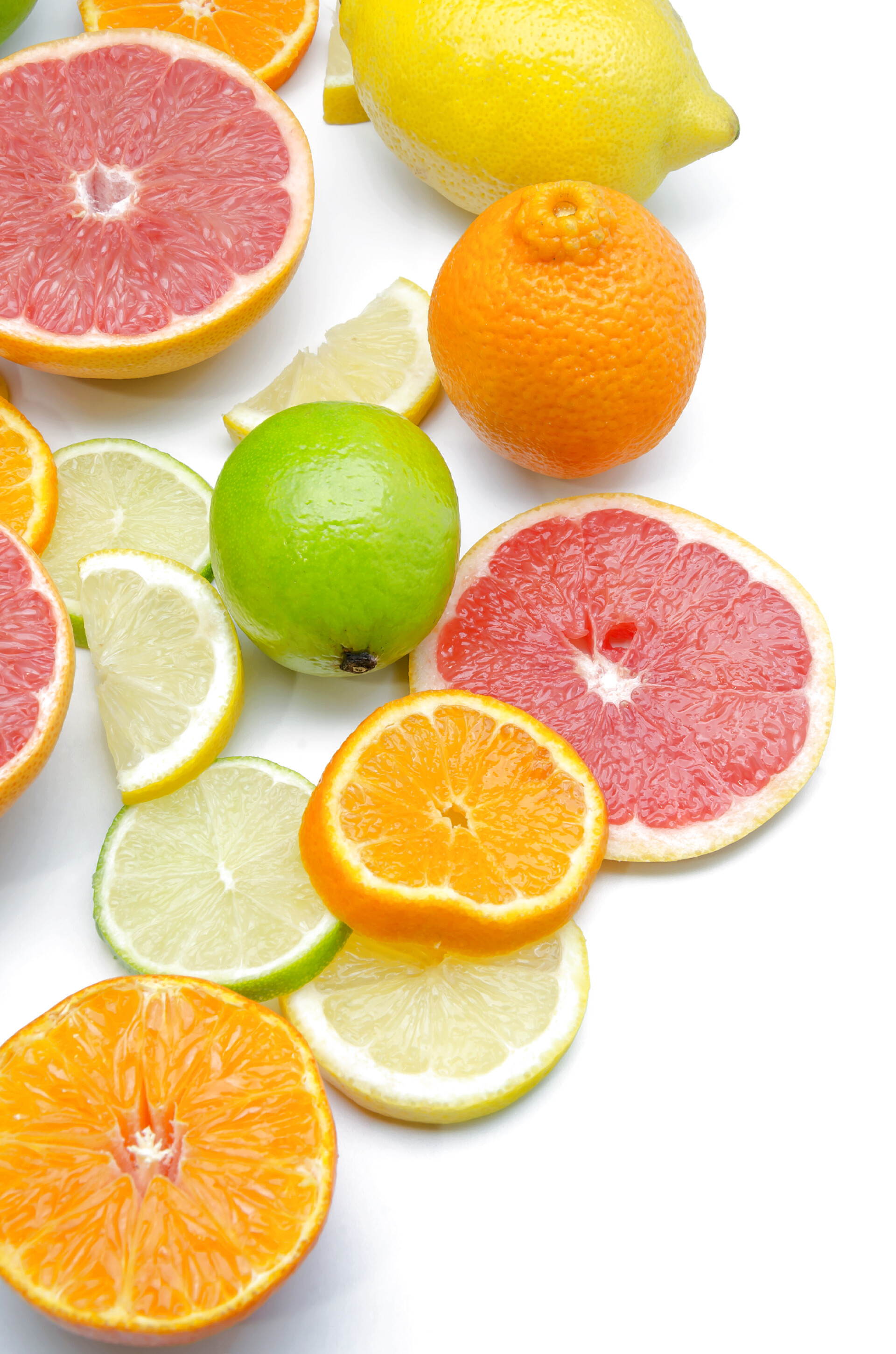 白色背景上各种柑橘各种各样的柑橘
