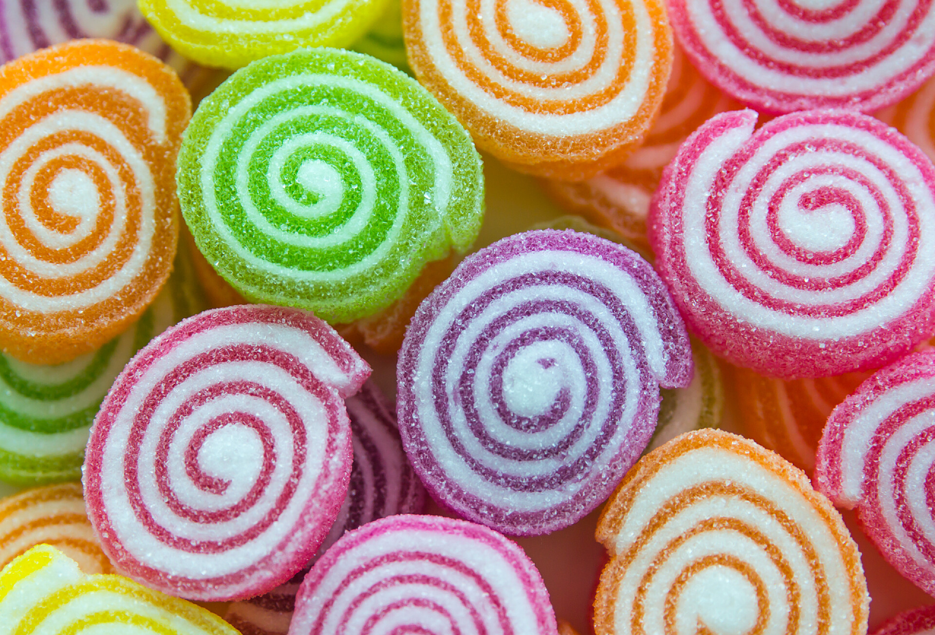 五彩缤纷的糖果多彩糖果的特写 