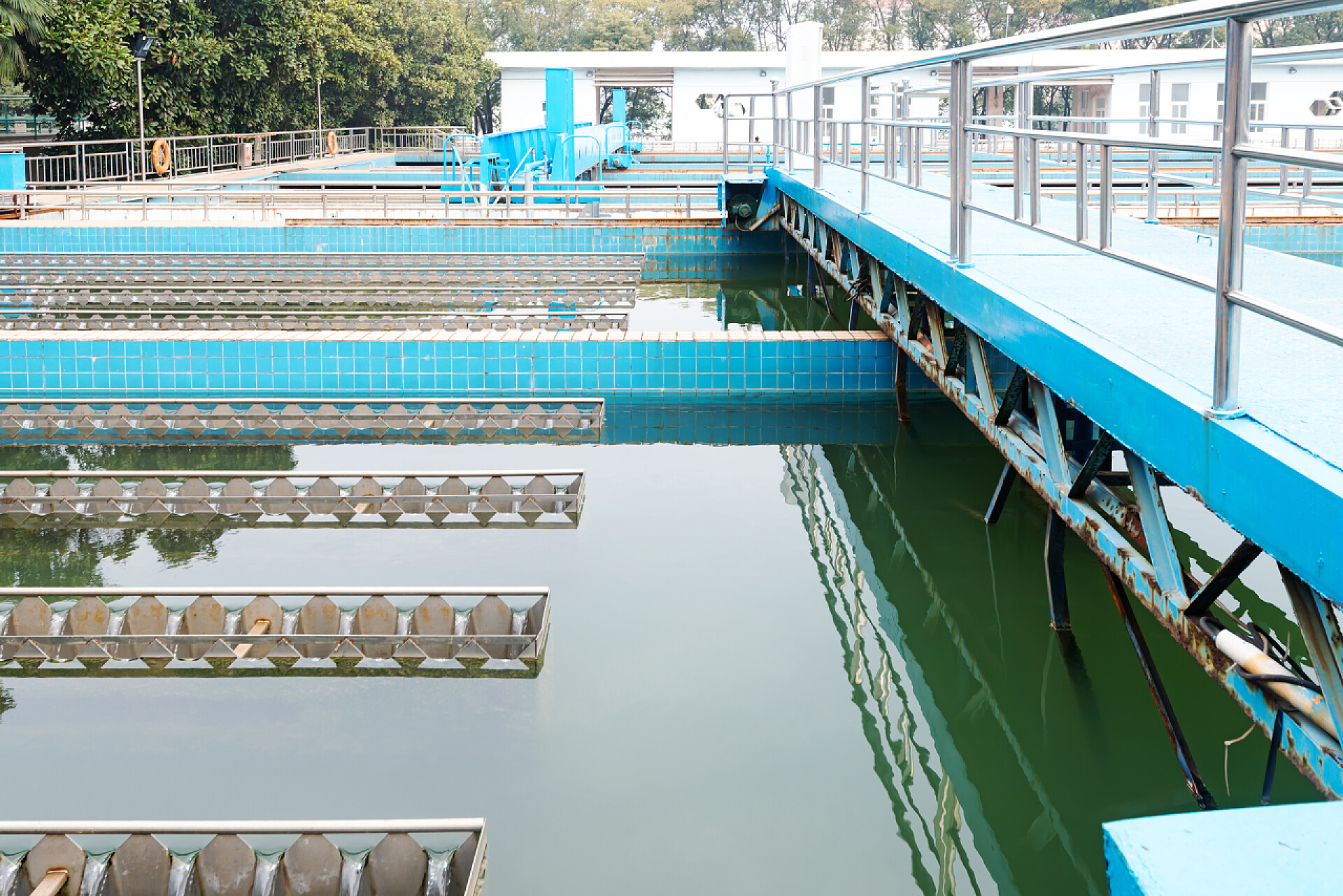 现代化城市废水处理厂废水处理厂