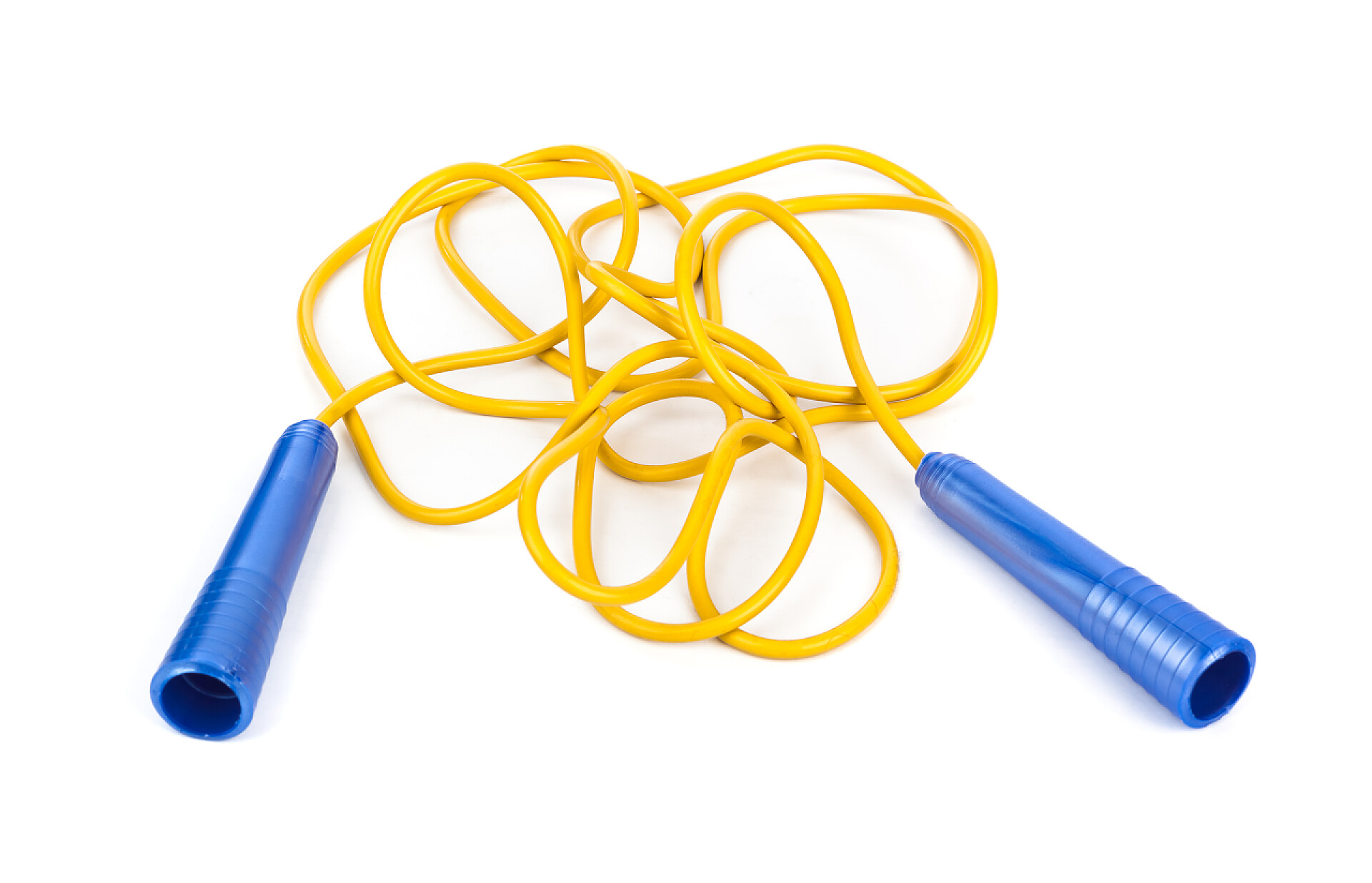 白色背景上的跳绳跳绳