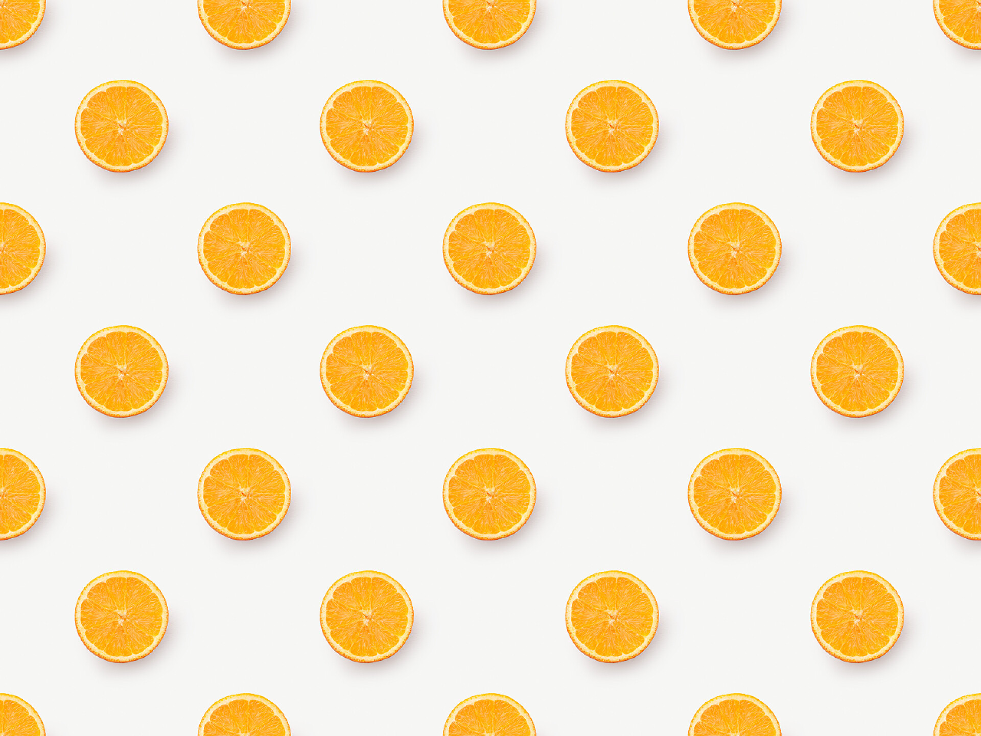 白色背景上橙子切片的顶视图白色背景上橙色切片的顶视图