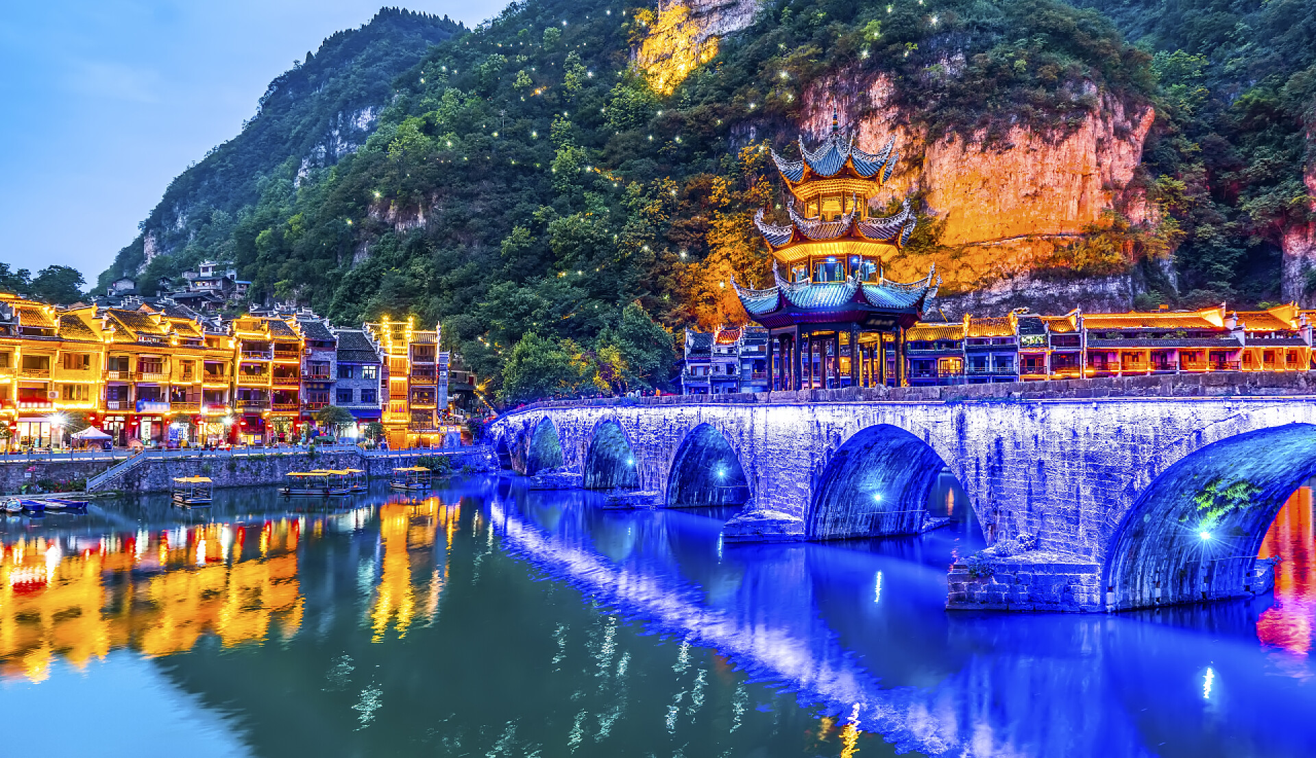 清远古城美丽的夜景清远古城美丽的夜景