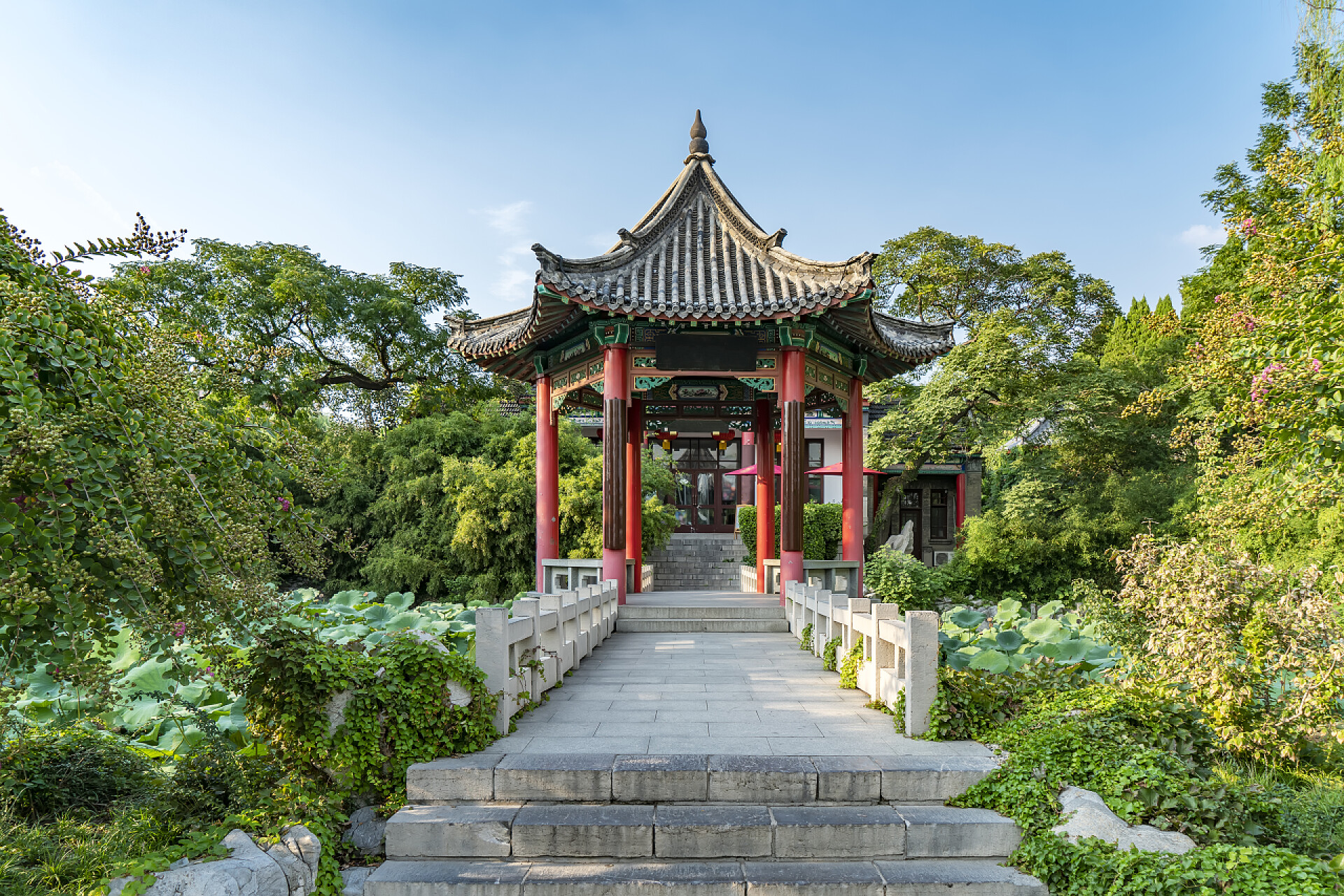 济南市大明湖公园古建筑景观济南市大明湖公园古建筑景观