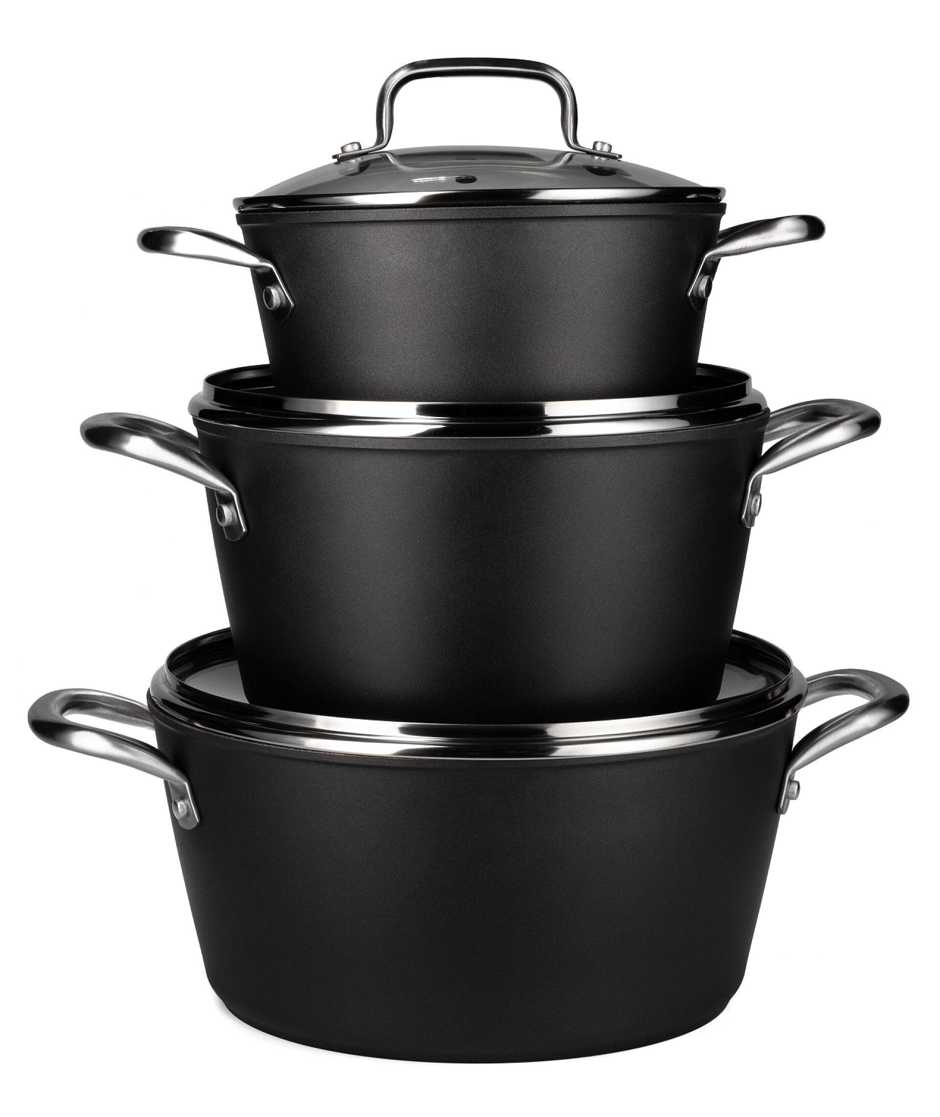 白色背景上一套大大小小的平底锅新的一套用白色隔离的黑色平底锅