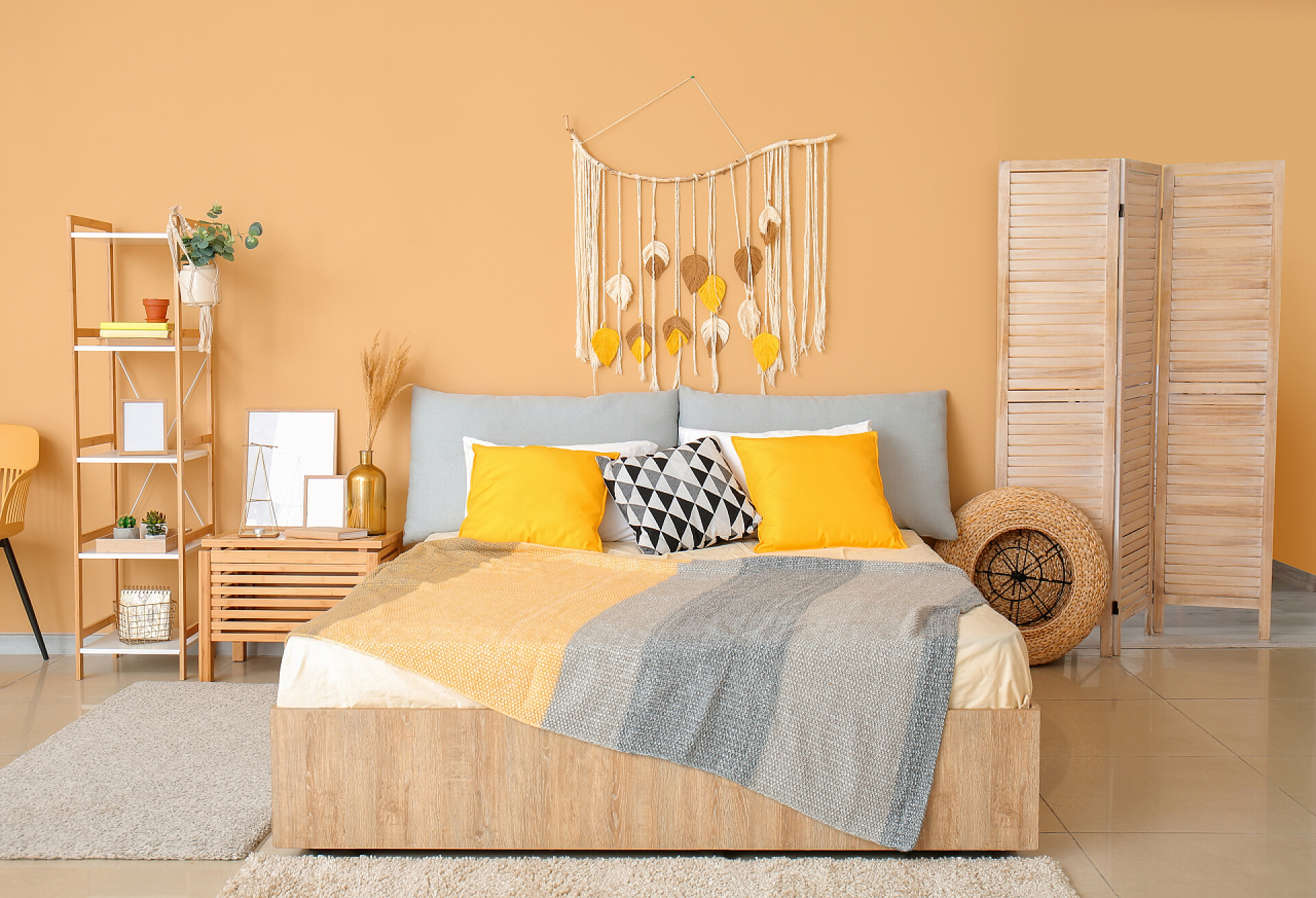 现代风格装修的卧室现代卧房风格别致的内饰