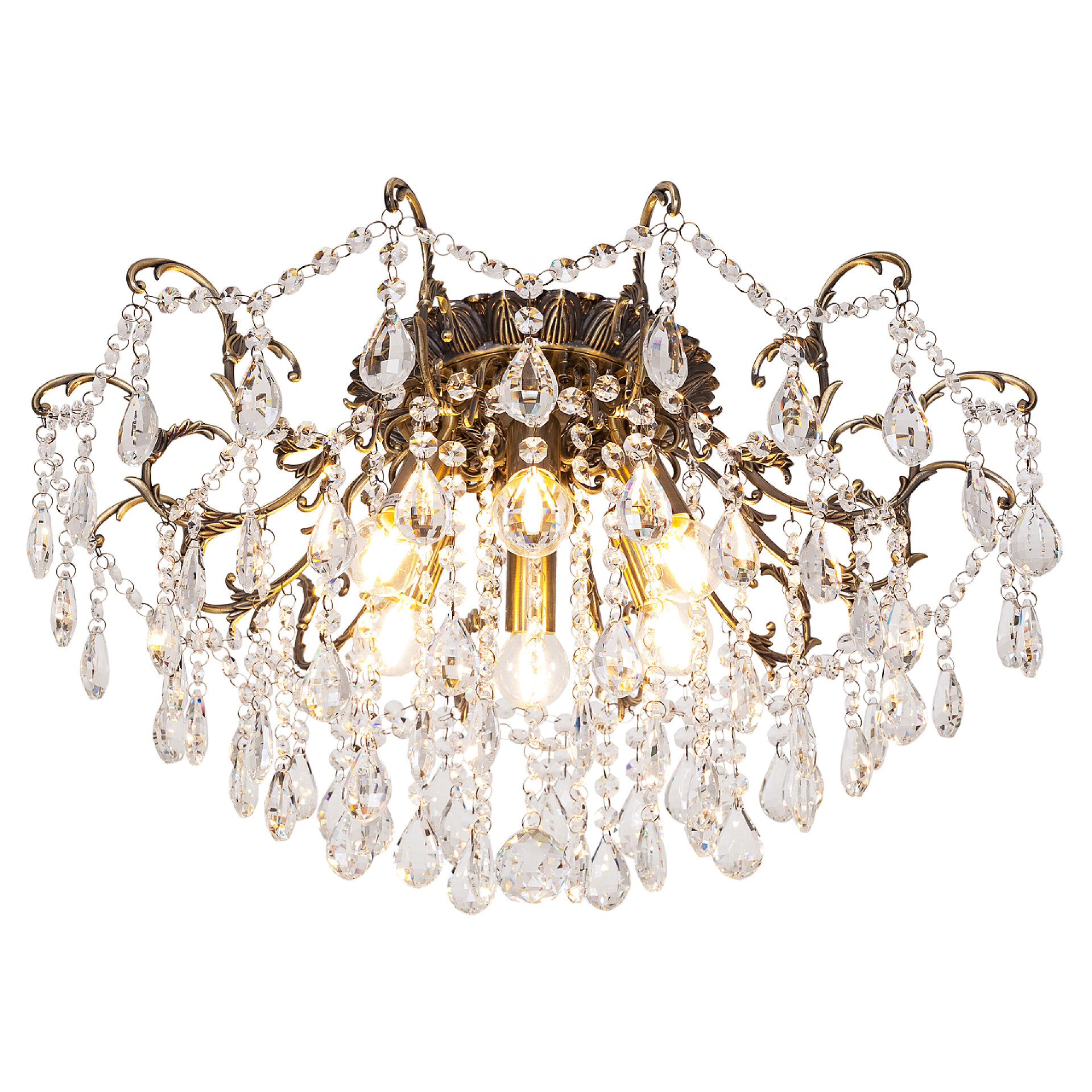 白色背景下的水晶吊灯白色背景上孤立的老式吊灯