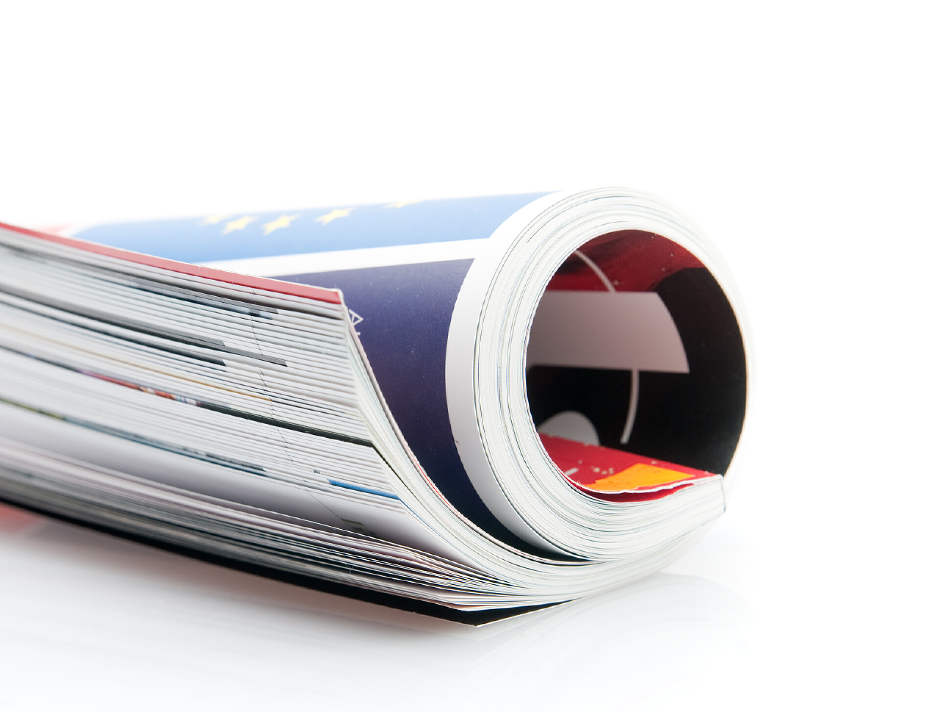 白色背景上的书籍杂志