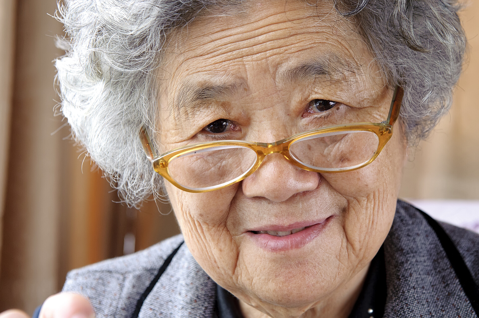 快乐的祖母老年人养老行业