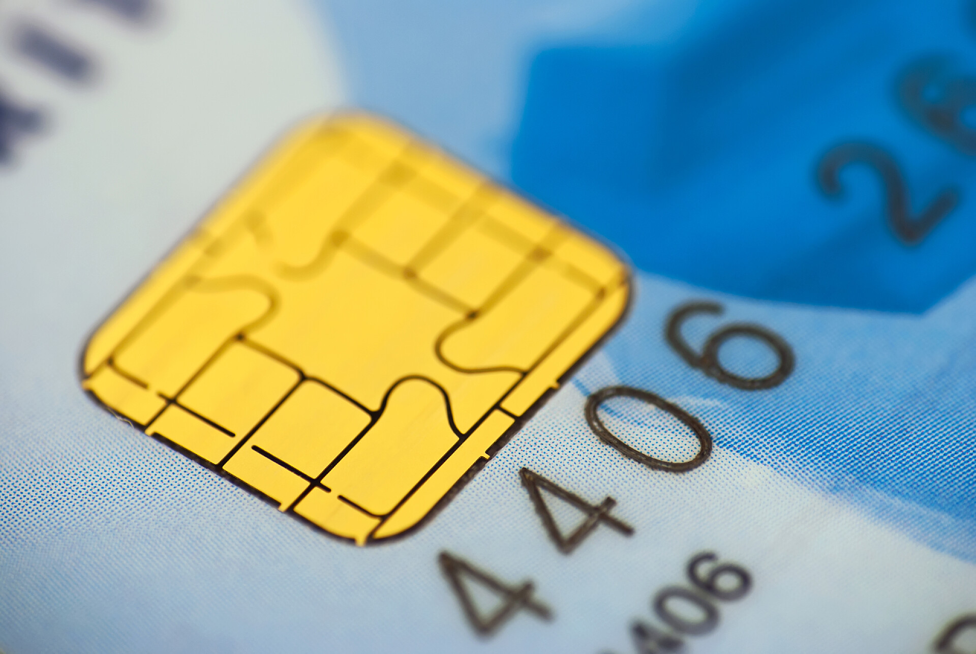 商务信用卡的芯片特写图