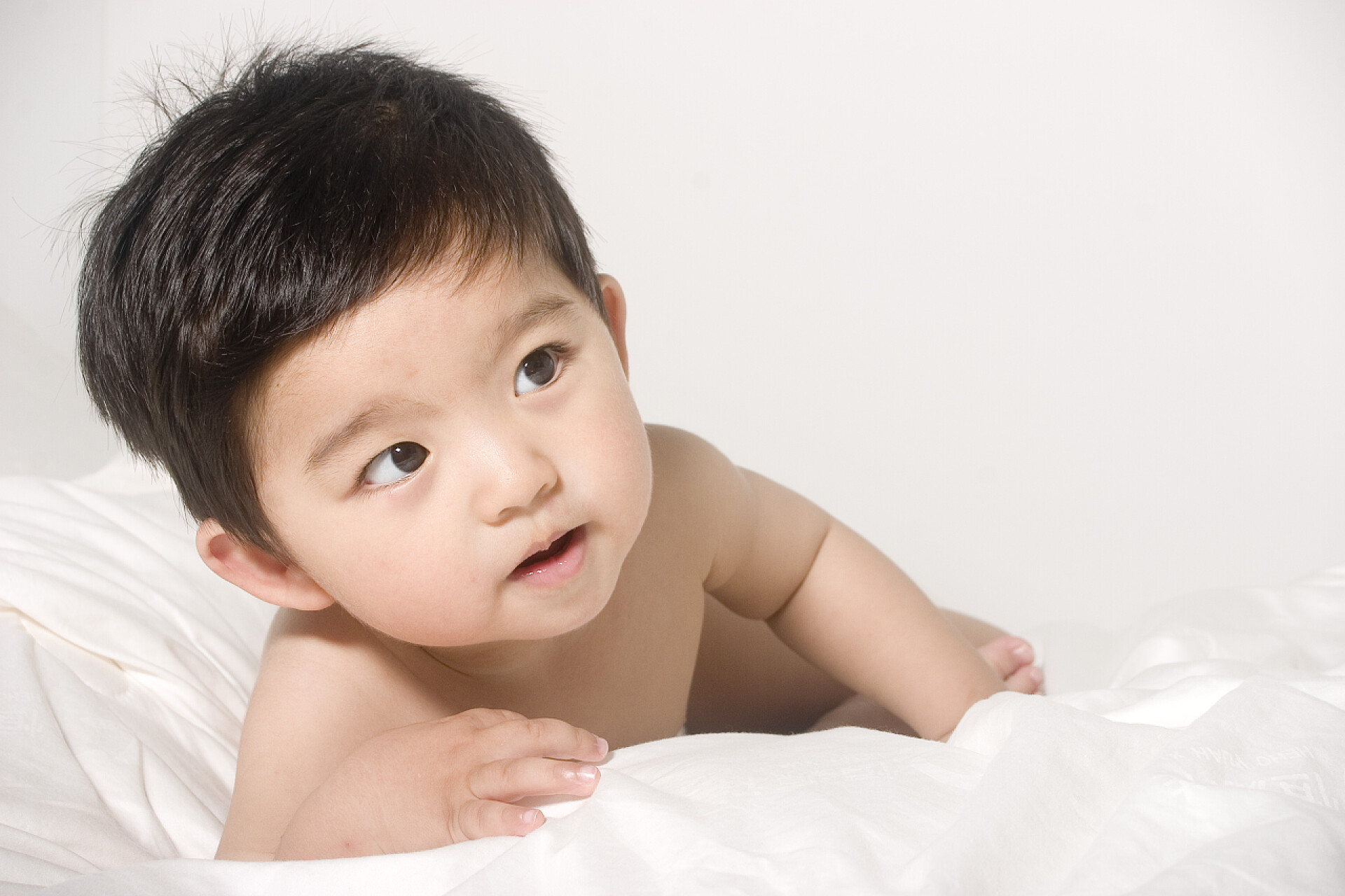 亚洲宝贝可爱母婴