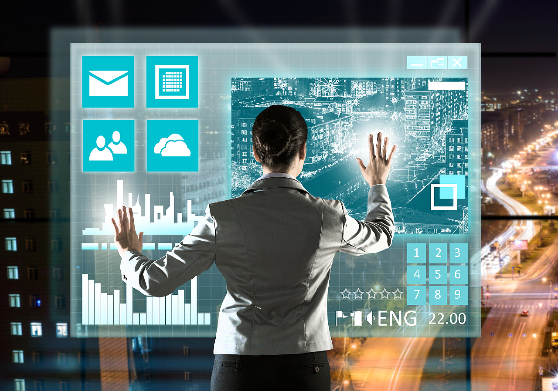 科技 接触媒体屏幕视图图标的女士镜头