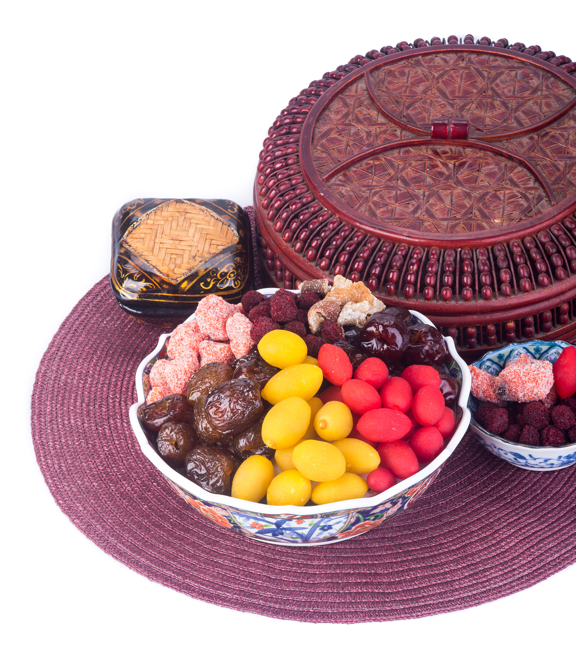 美食白色背景上的中国蜜饯零食