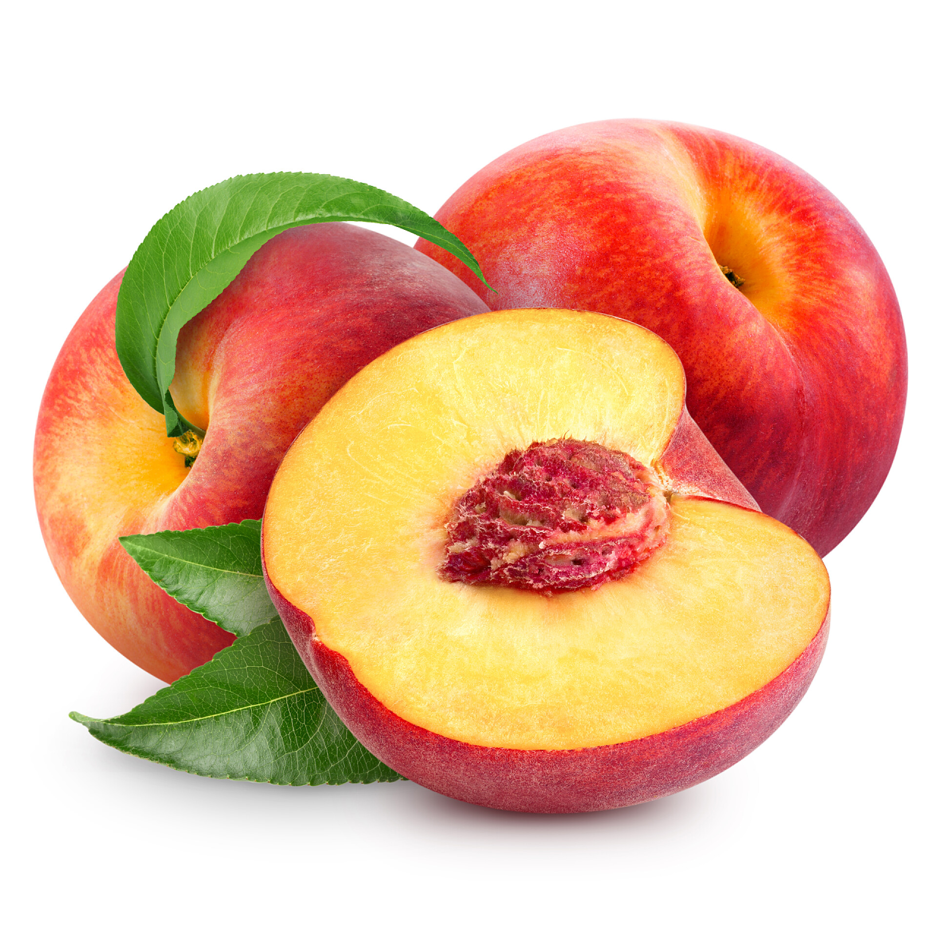 白色背景上的一堆油桃水果