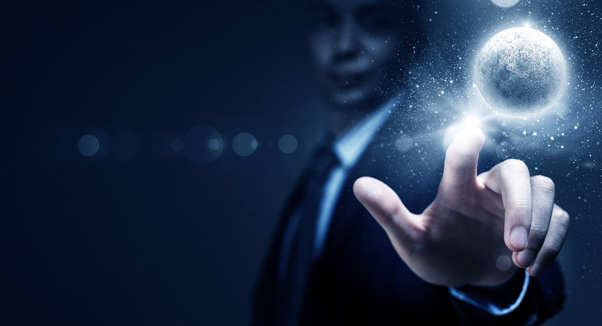 商务科技男人手准备点击虚拟星球