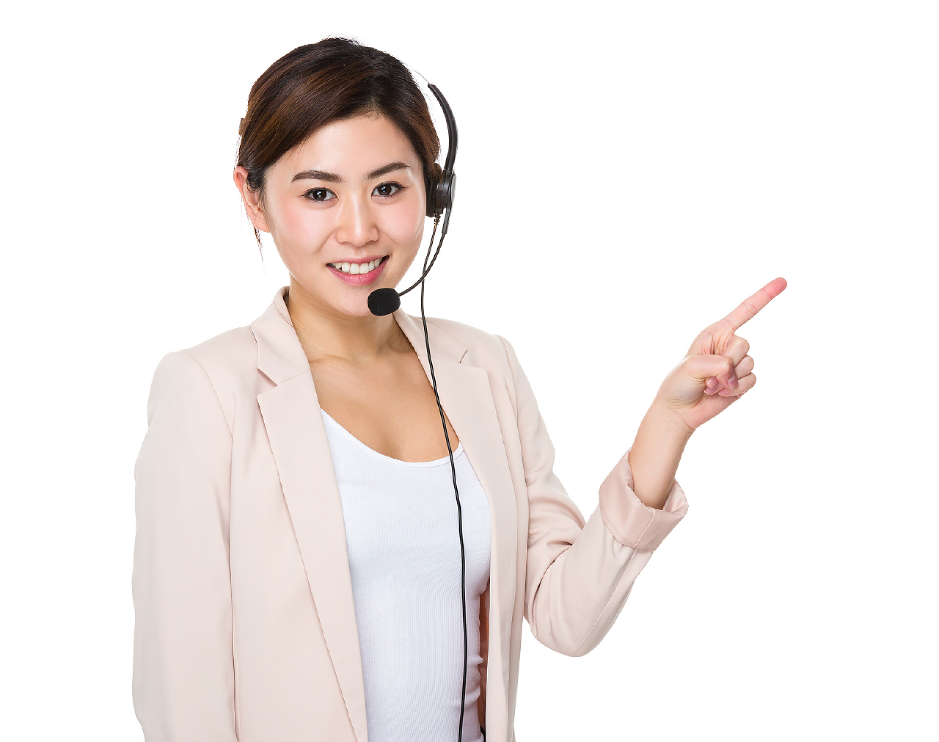 女性客户服务人员手指向右边