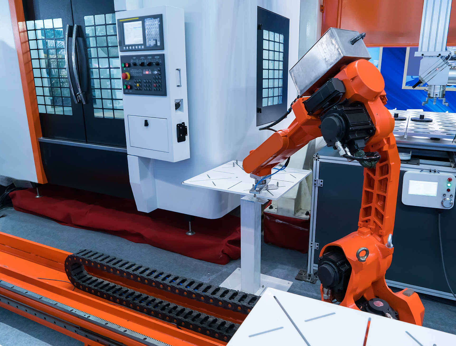 工业制造全自动人工智能机械臂在工业制造厂工作