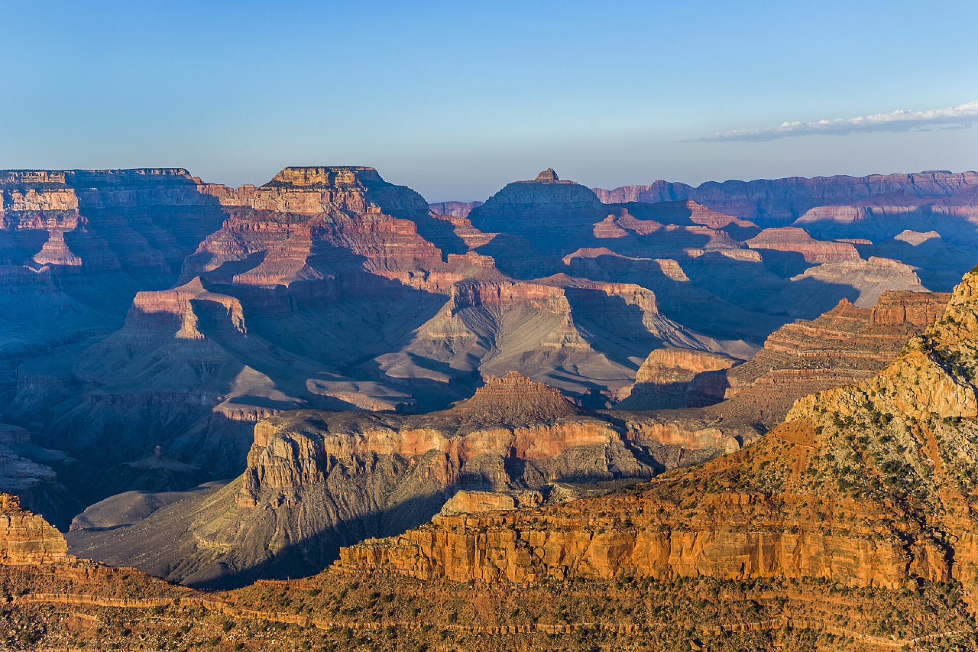 自然景观夕阳的光辉下的大峡谷