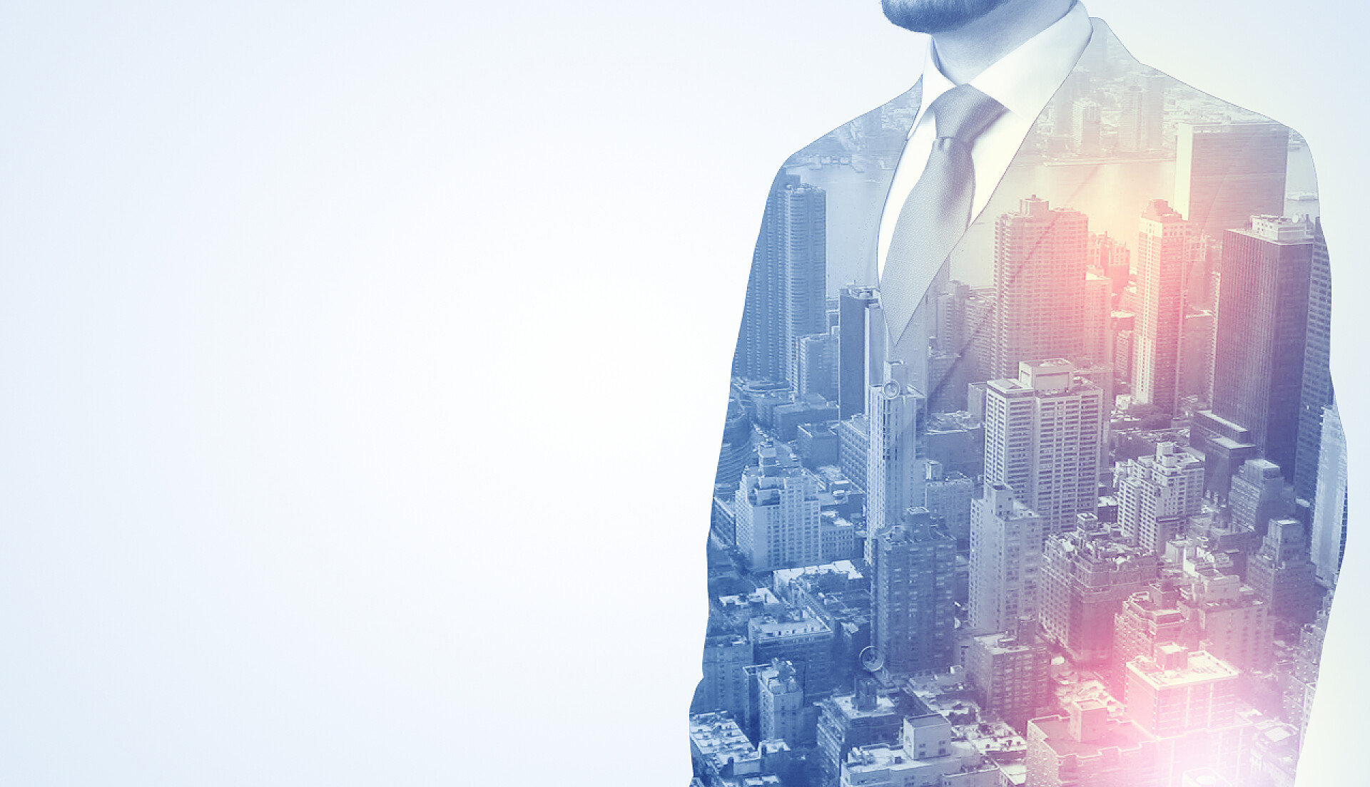 商务城市背景上的商人双重曝光