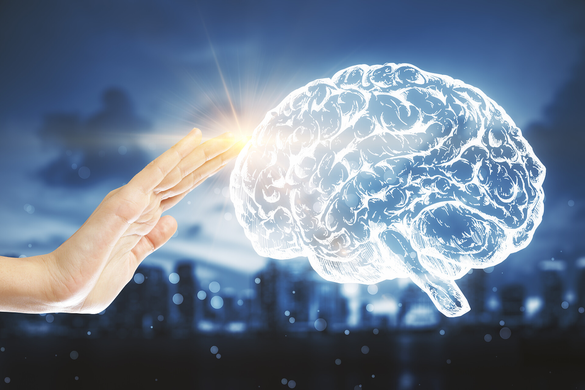 城市背景手指着发光的智慧大脑
