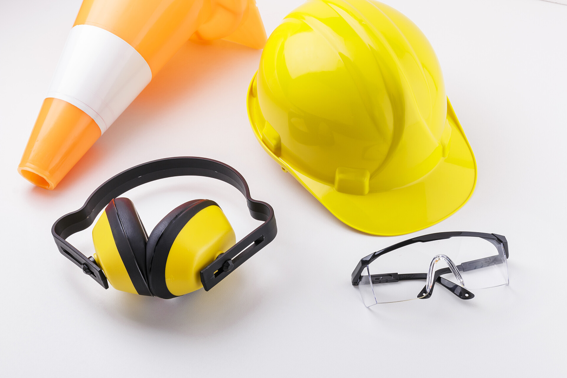 建筑安全帽建筑设备