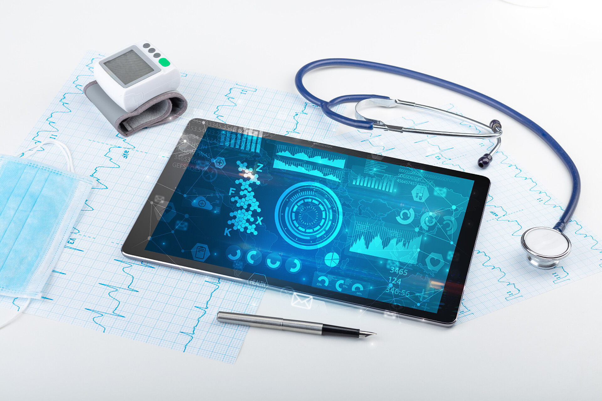 心电图医疗设备听诊器血压计现代化医学技术医疗健康