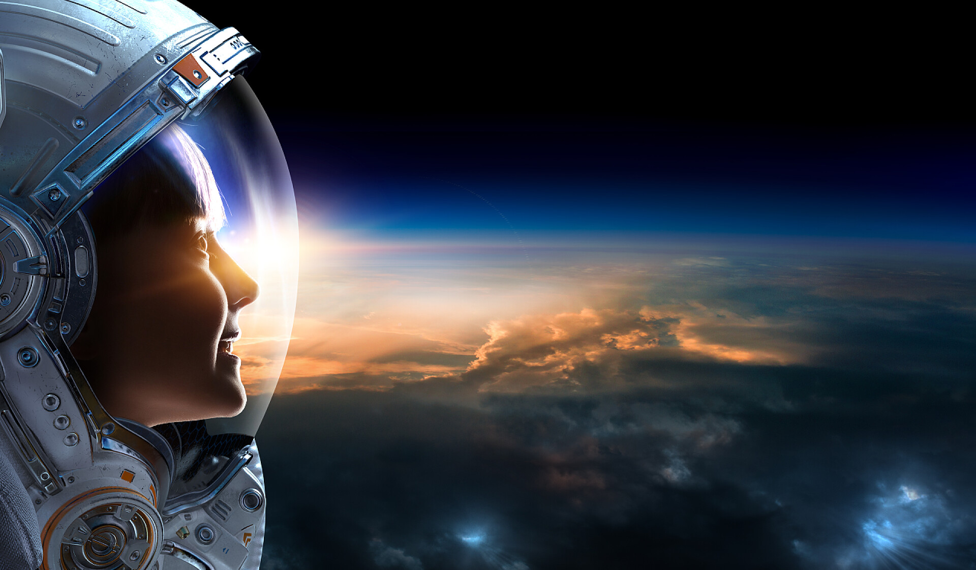 宇宙探索在行星旁边穿着宇航服的女宇航员特写镜头