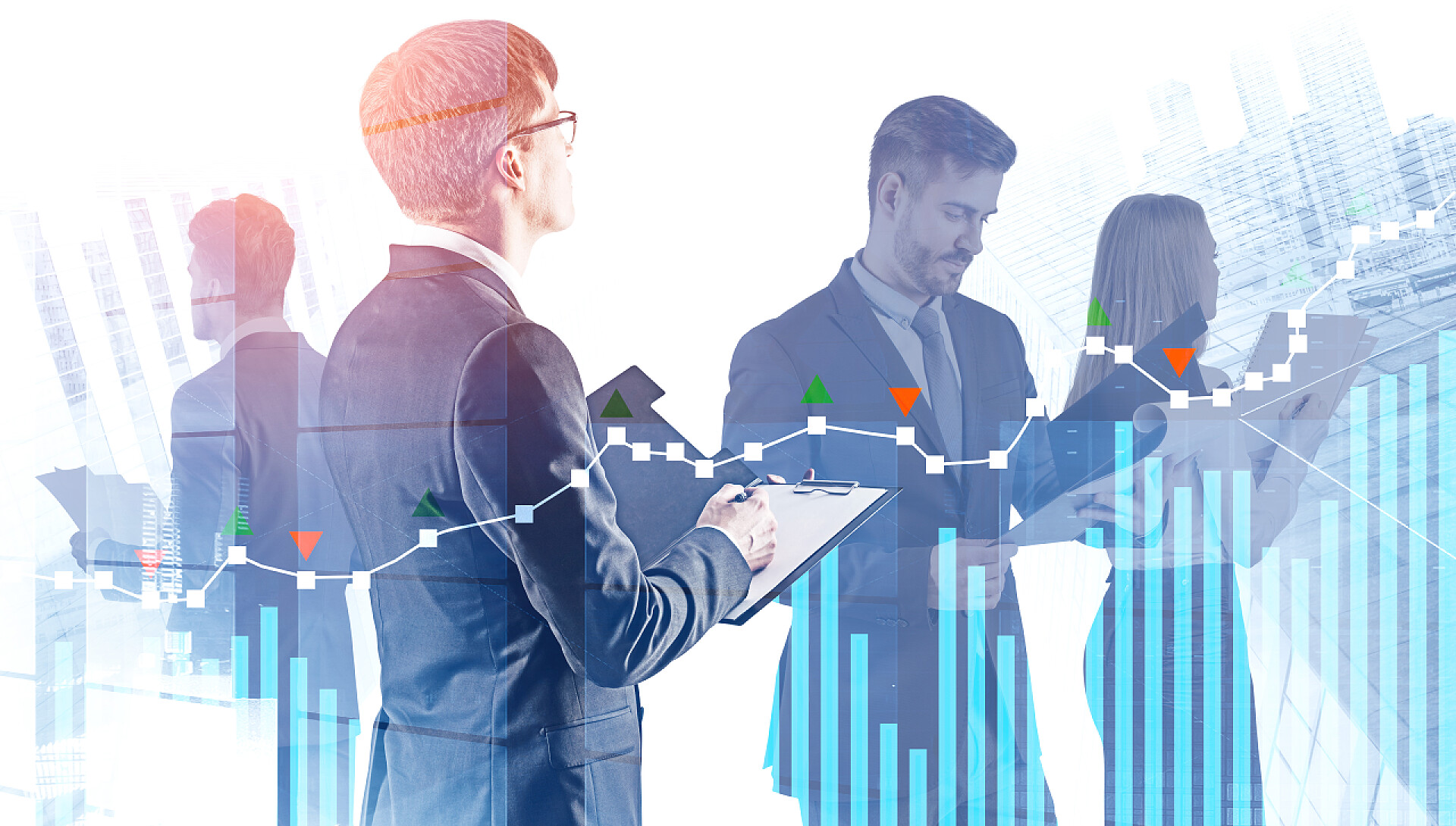 商务年轻人士团队在抽象的城市背景下处理文档