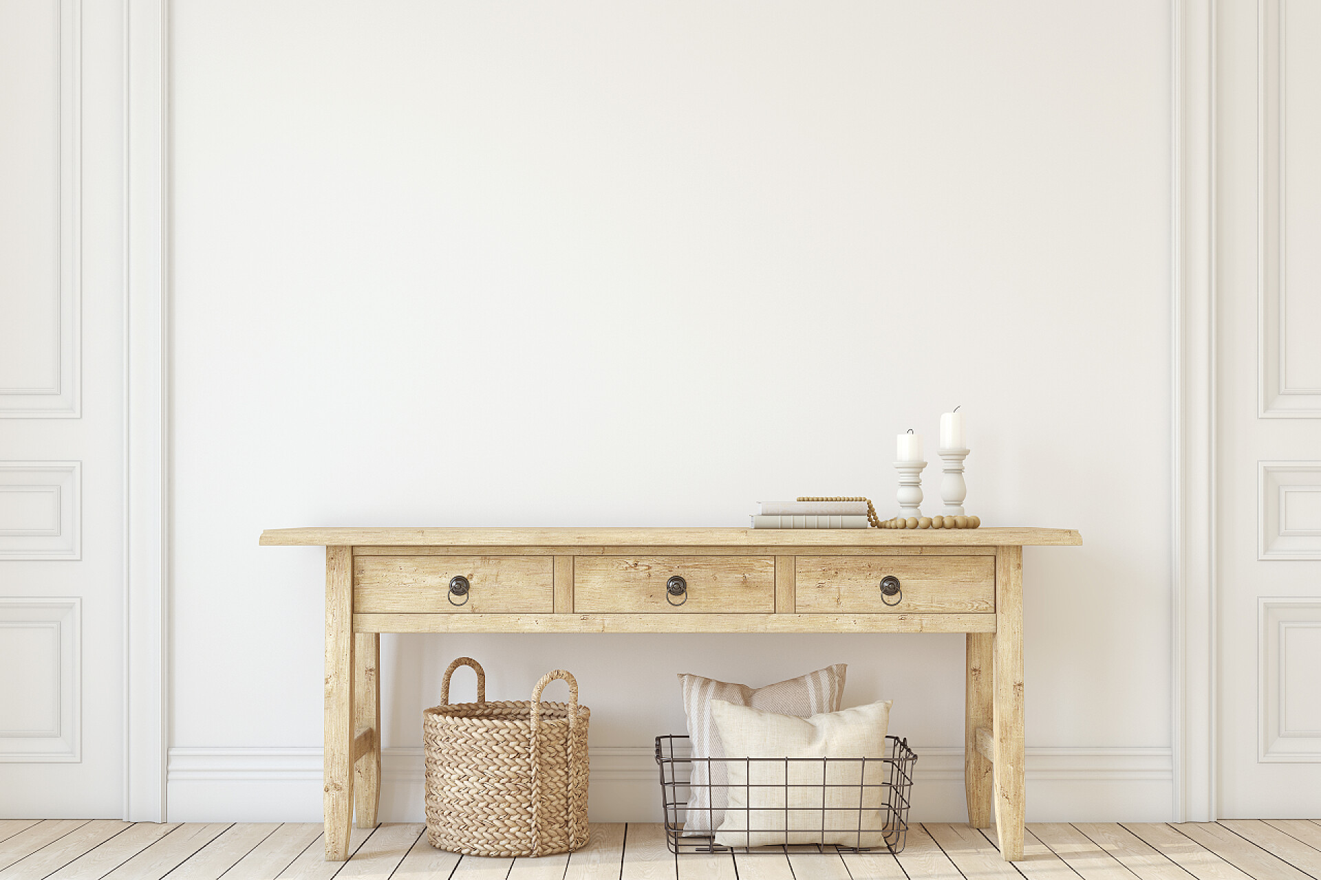 白色墙面农舍走廊