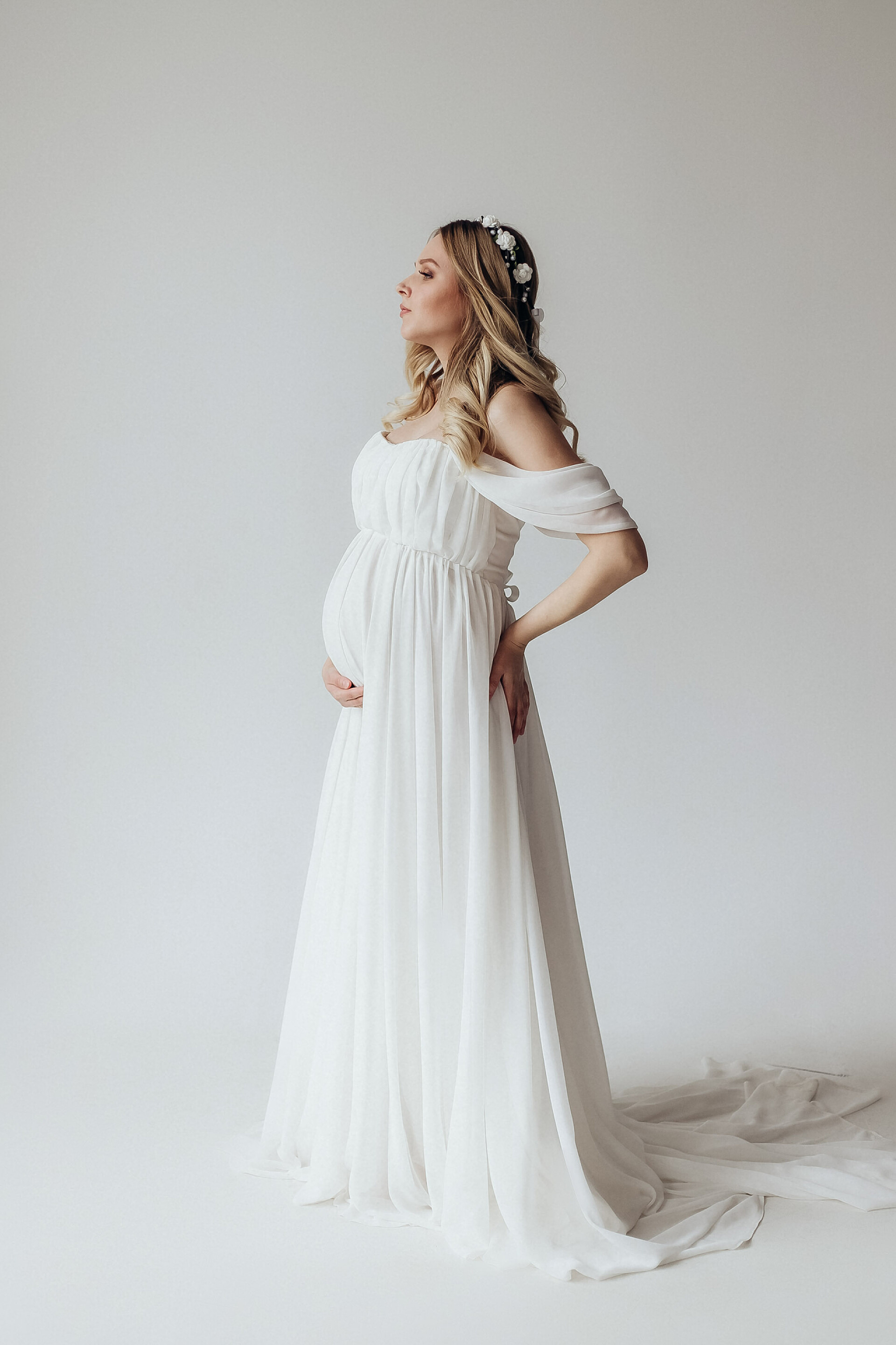 拍孕妇照的女人